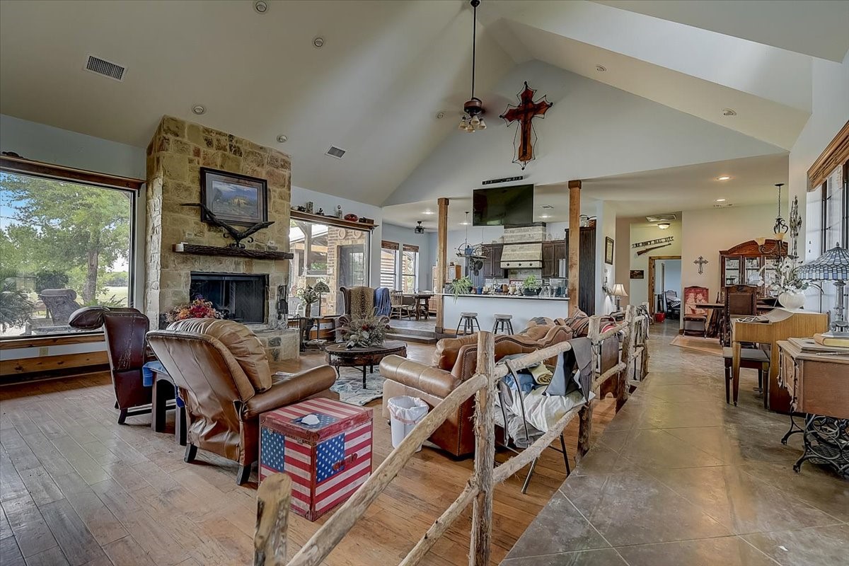 9494 Waide Road, Sanger, TX, 76266