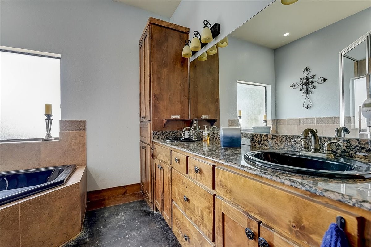 9494 Waide Road, Sanger, TX, 76266