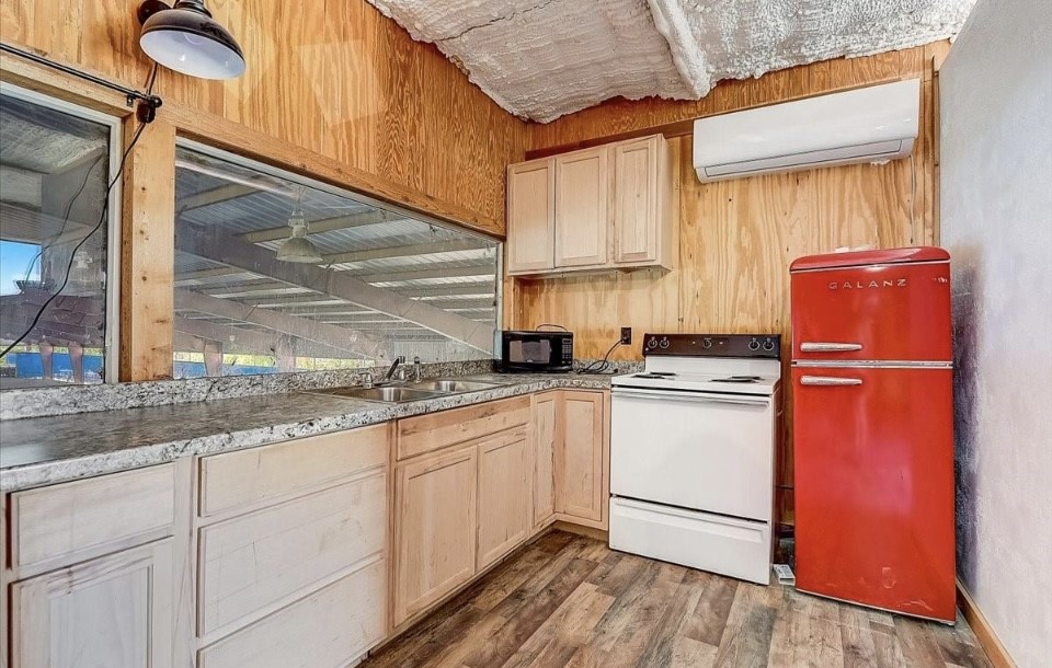9494 Waide Road, Sanger, TX, 76266