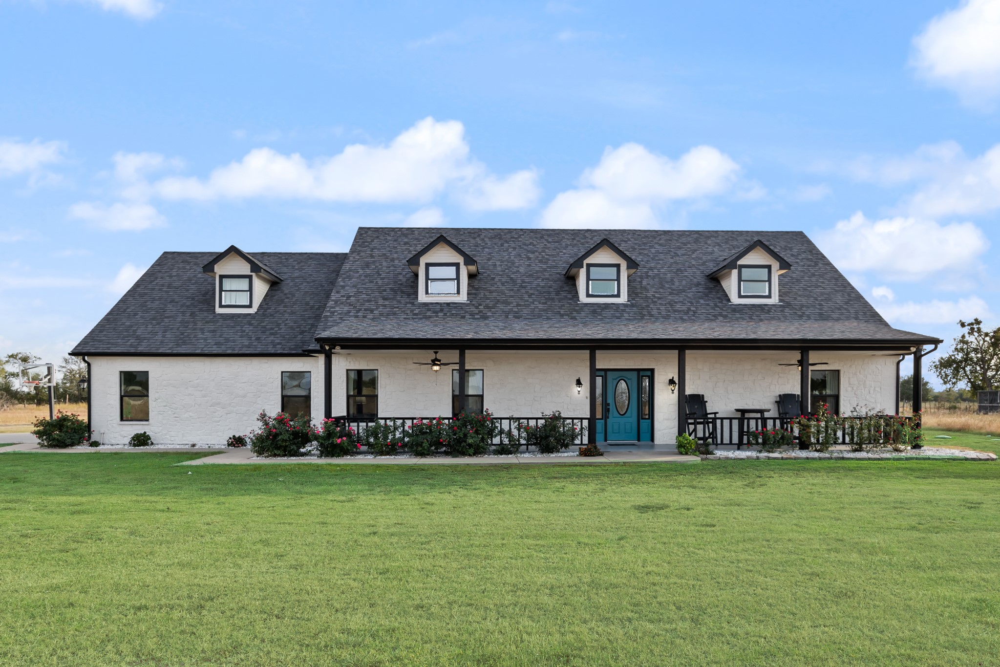 Property photo 02 of 6880 County Road 4042, Kemp, TX 75143 | MLS #21096301
