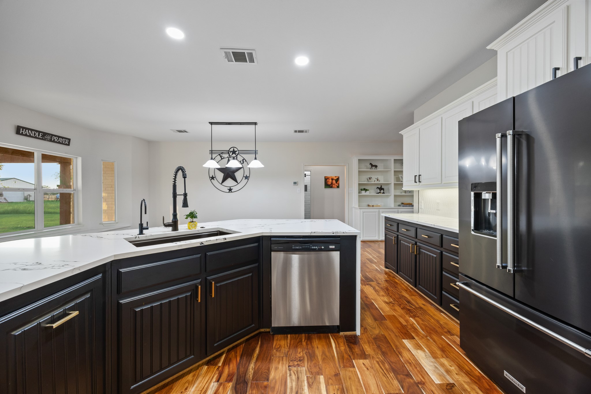 6880 County Road 4042, Kemp, TX, 75143
