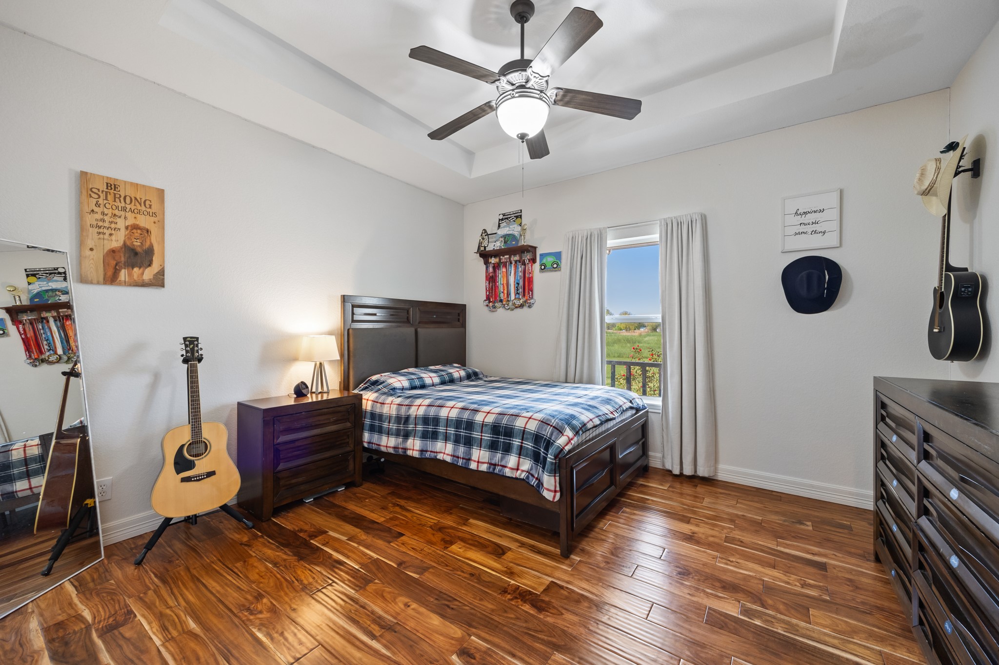 6880 County Road 4042, Kemp, TX, 75143