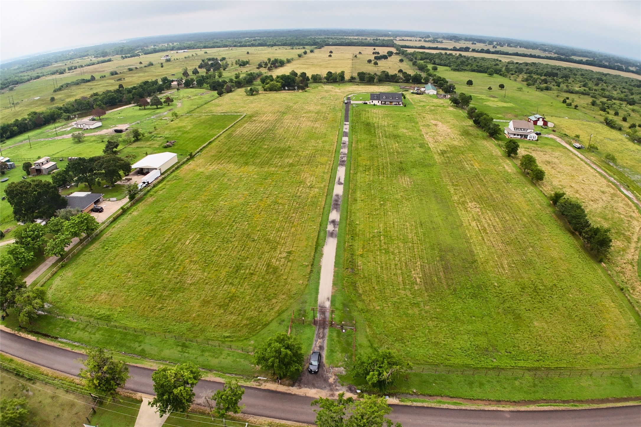 6880 County Road 4042, Kemp, TX, 75143