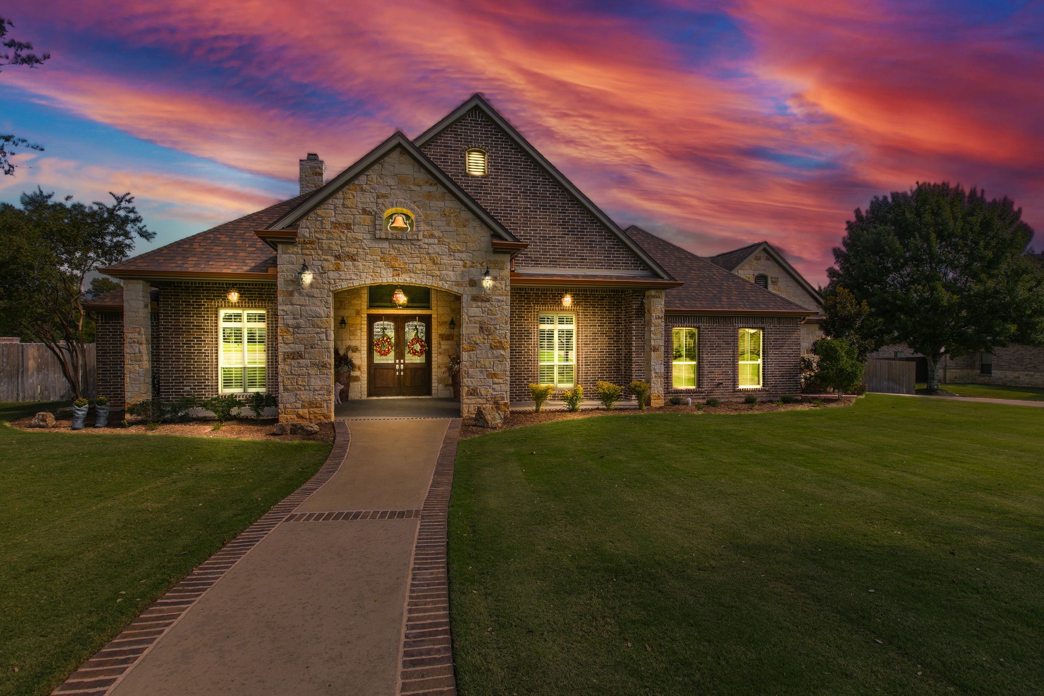Property photo 01 of 20 Independence Trail, Waco, TX 76708 | MLS #21096976