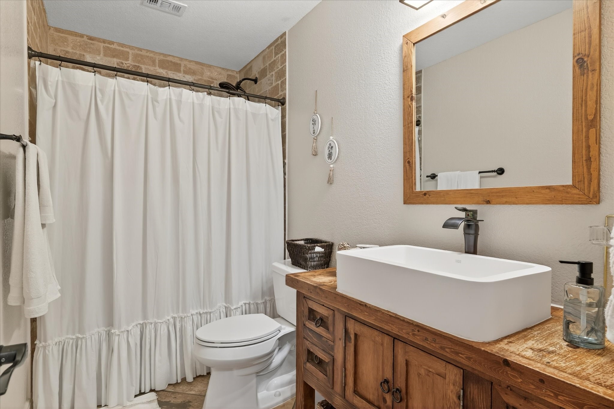5916 Deer Run Drive, Mckinney, TX, 75070