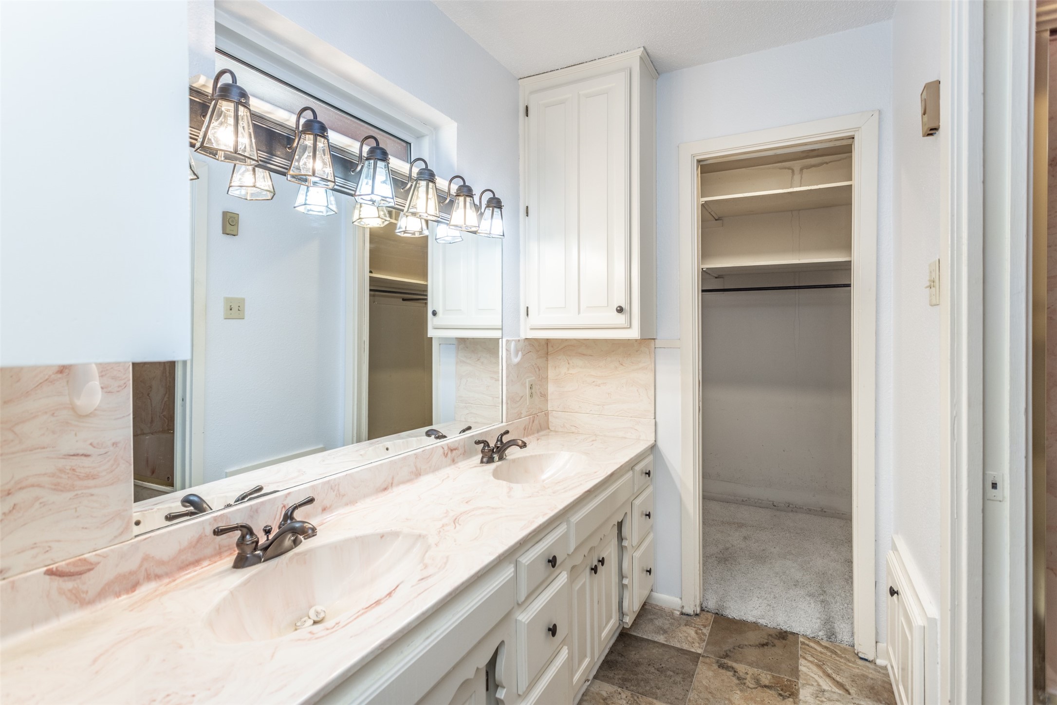 417 Willow Way, Gainesville, TX, 76240