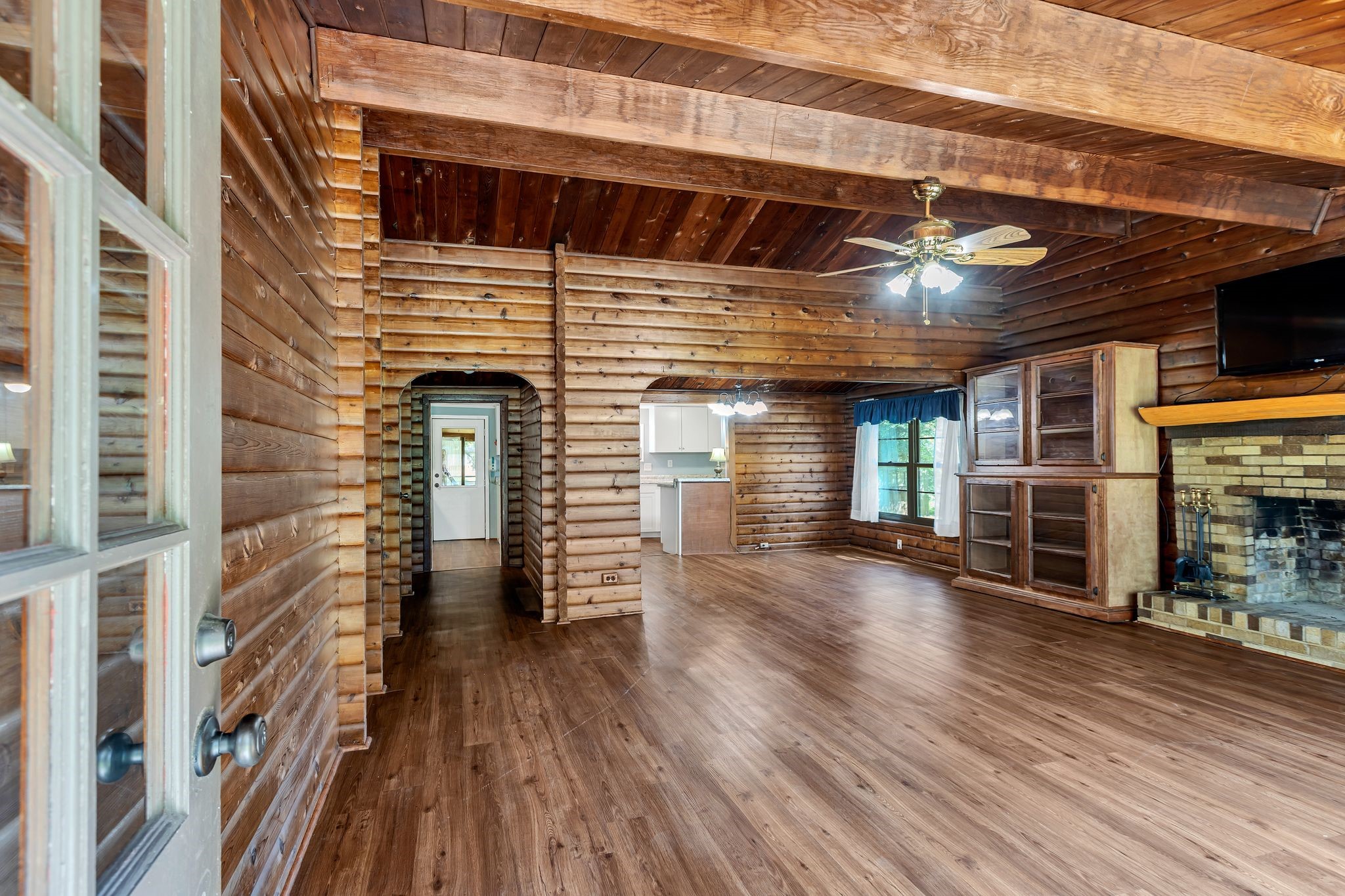 733 Cedarcrest Drive, Tool, TX, 75143