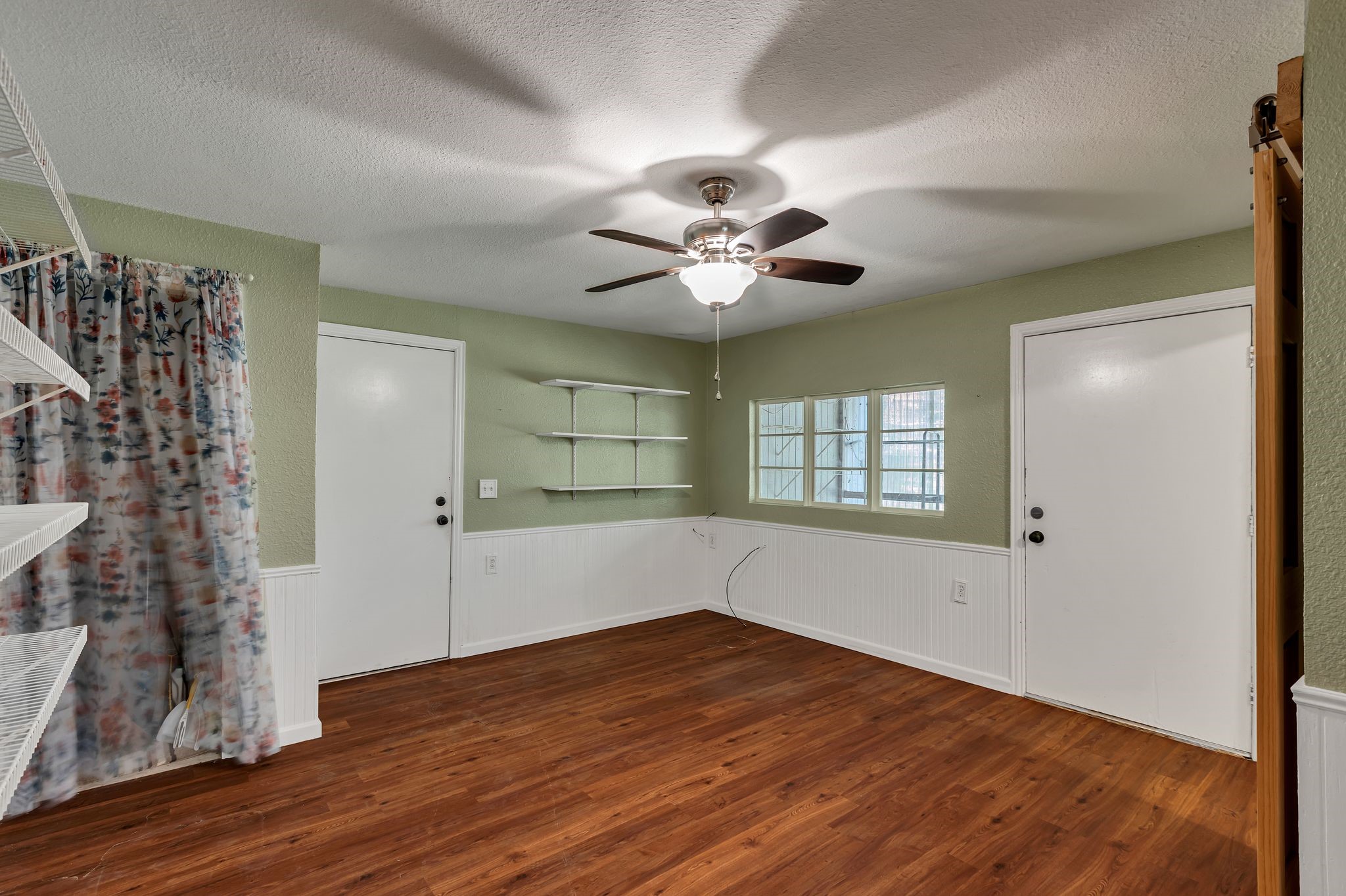 733 Cedarcrest Drive, Tool, TX, 75143