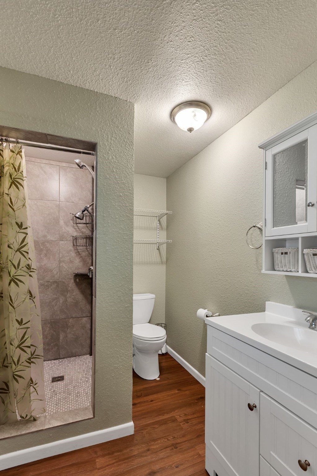 733 Cedarcrest Drive, Tool, TX, 75143