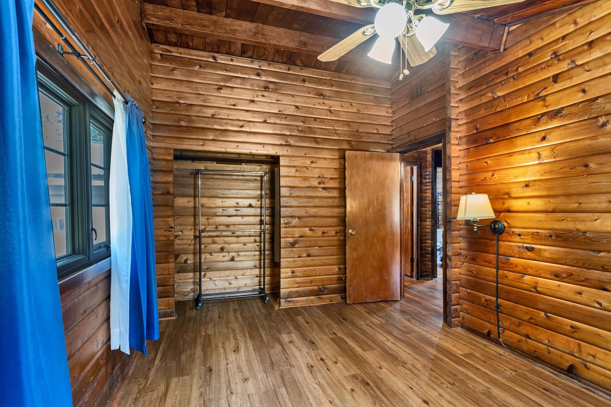 733 Cedarcrest Drive, Tool, TX, 75143
