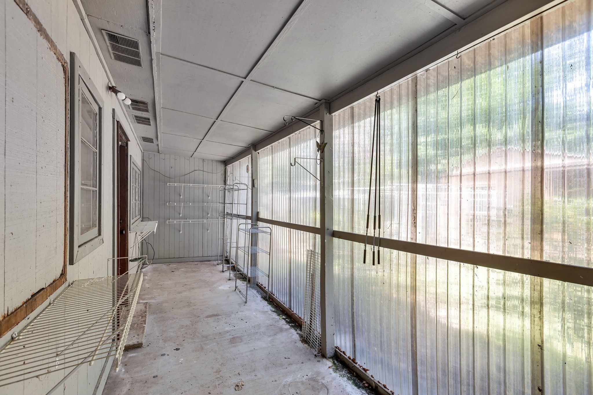 733 Cedarcrest Drive, Tool, TX, 75143