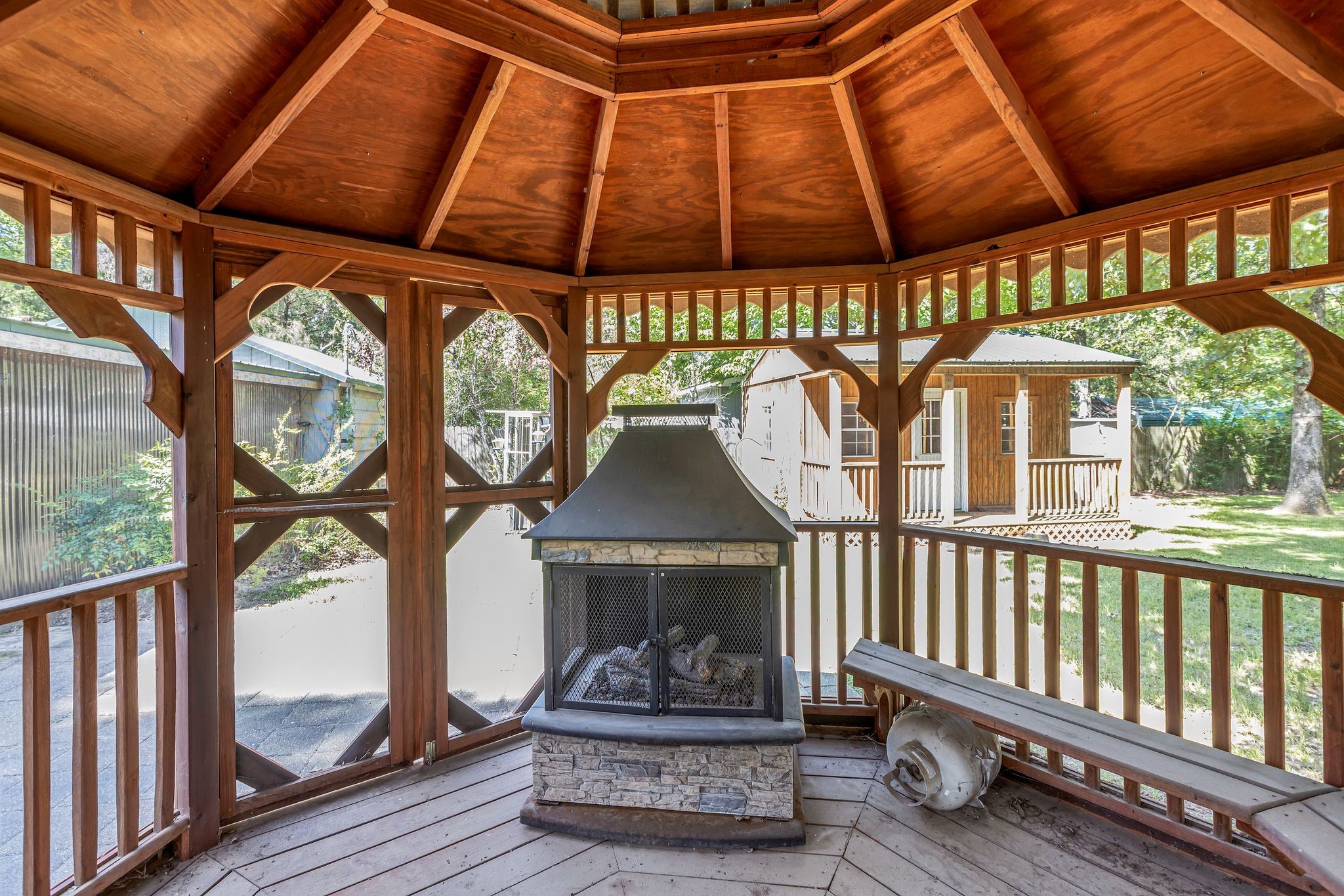 733 Cedarcrest Drive, Tool, TX, 75143