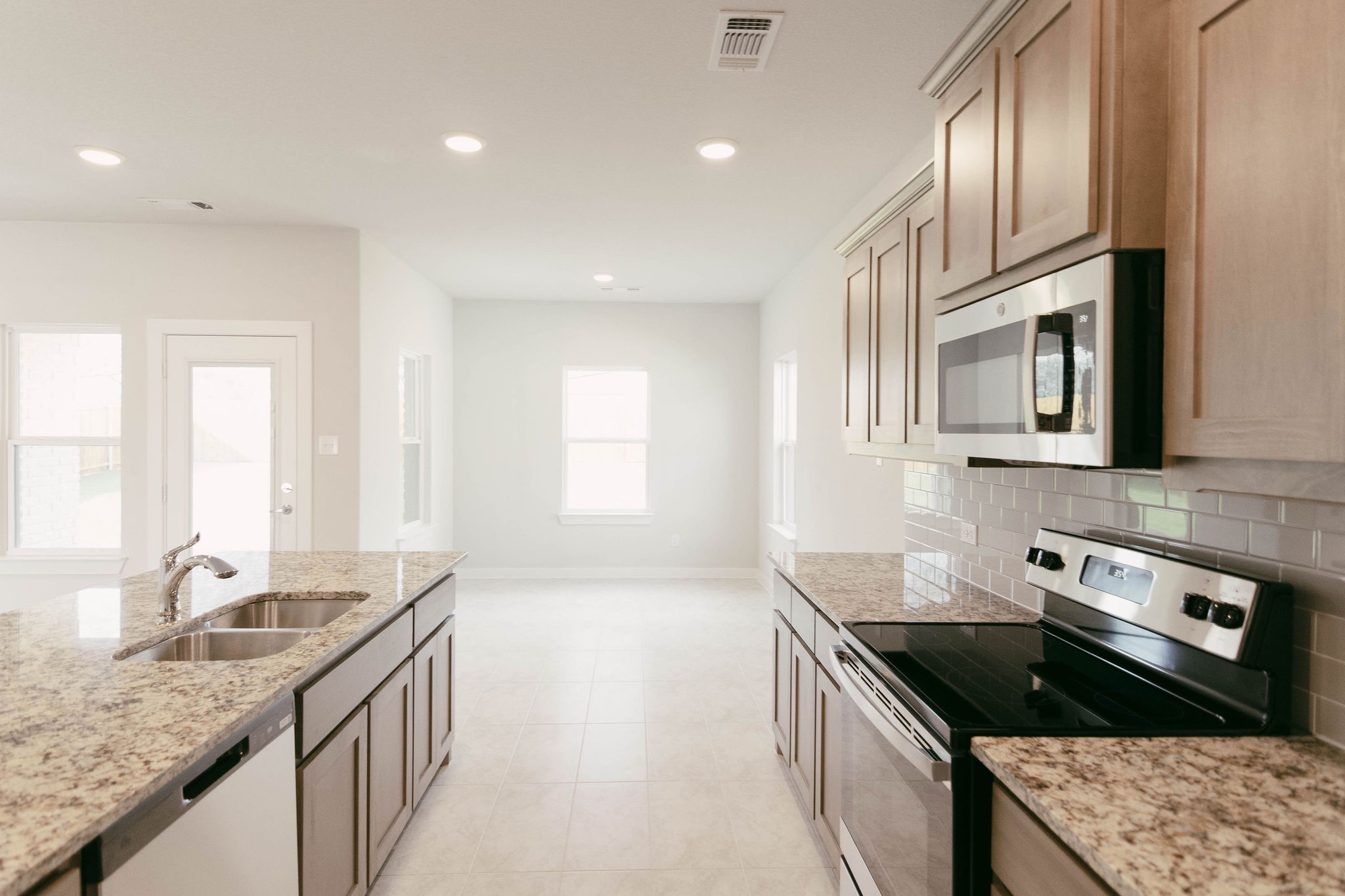 1214 Anderson Drive, Trenton, TX, 75490