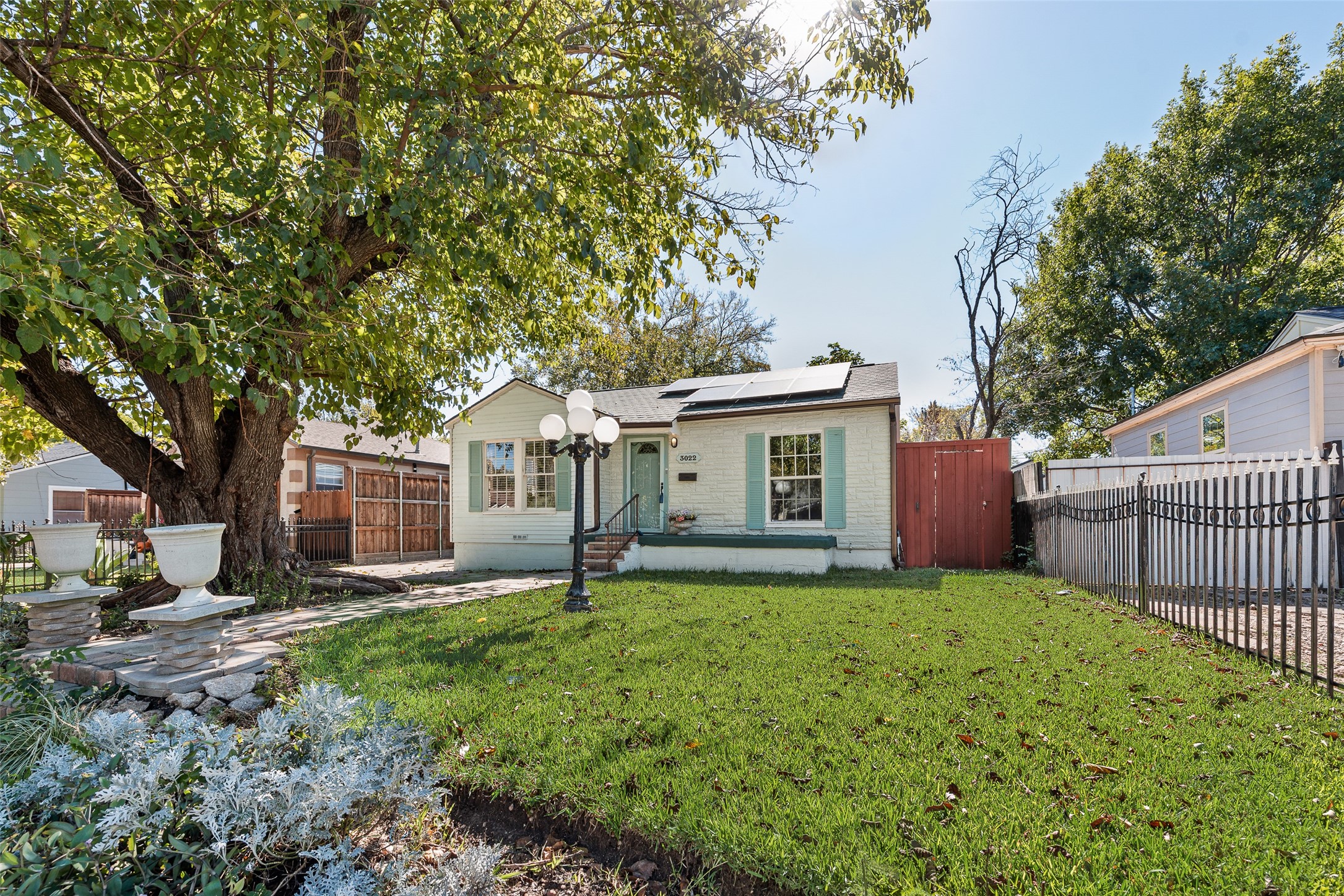 3022 Aster Street, Dallas, TX, 75211