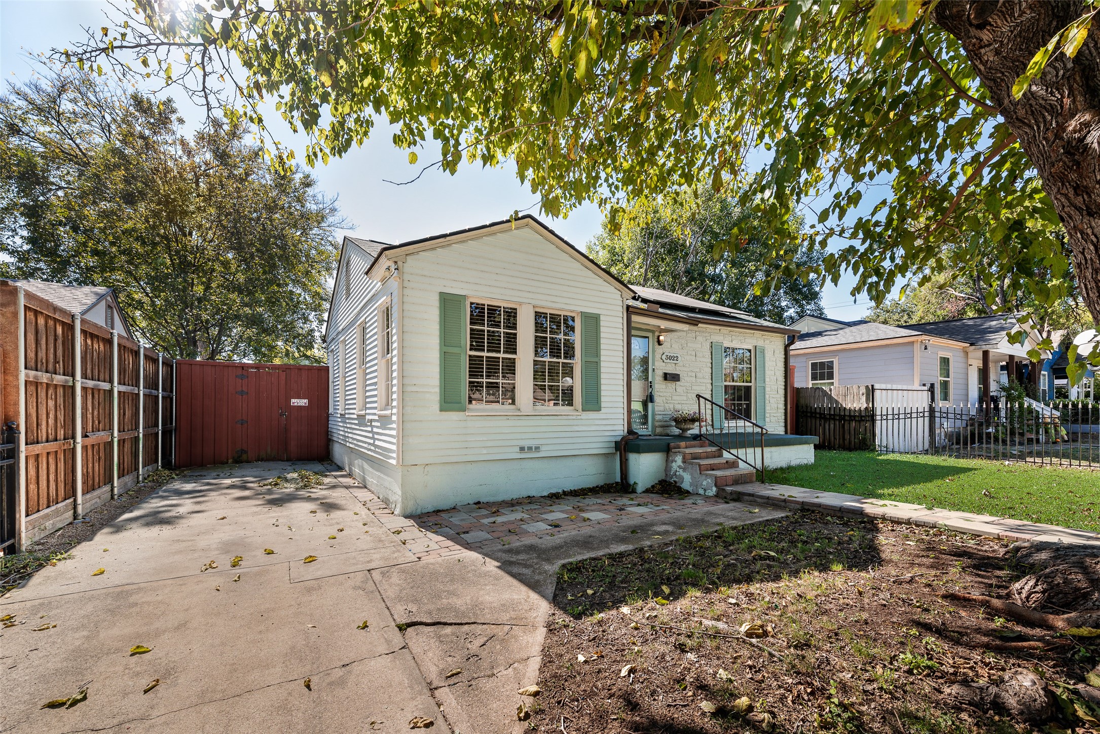 3022 Aster Street, Dallas, TX, 75211