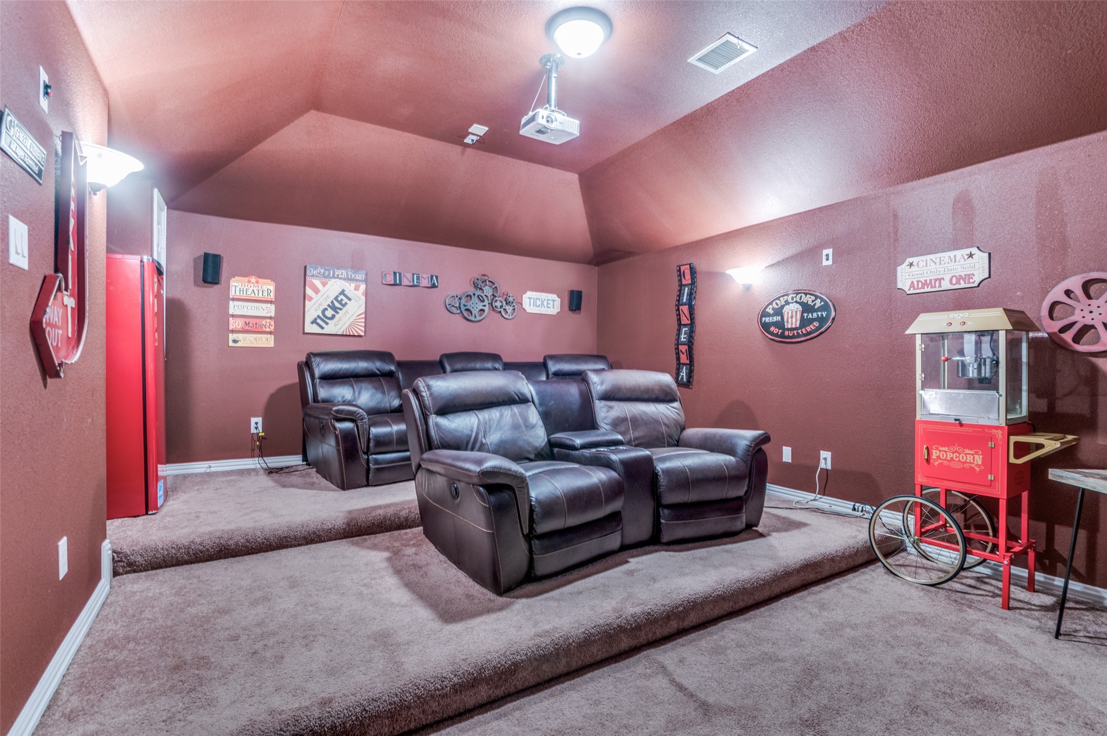 1512 Ruffian Road, Desoto, TX, 75115