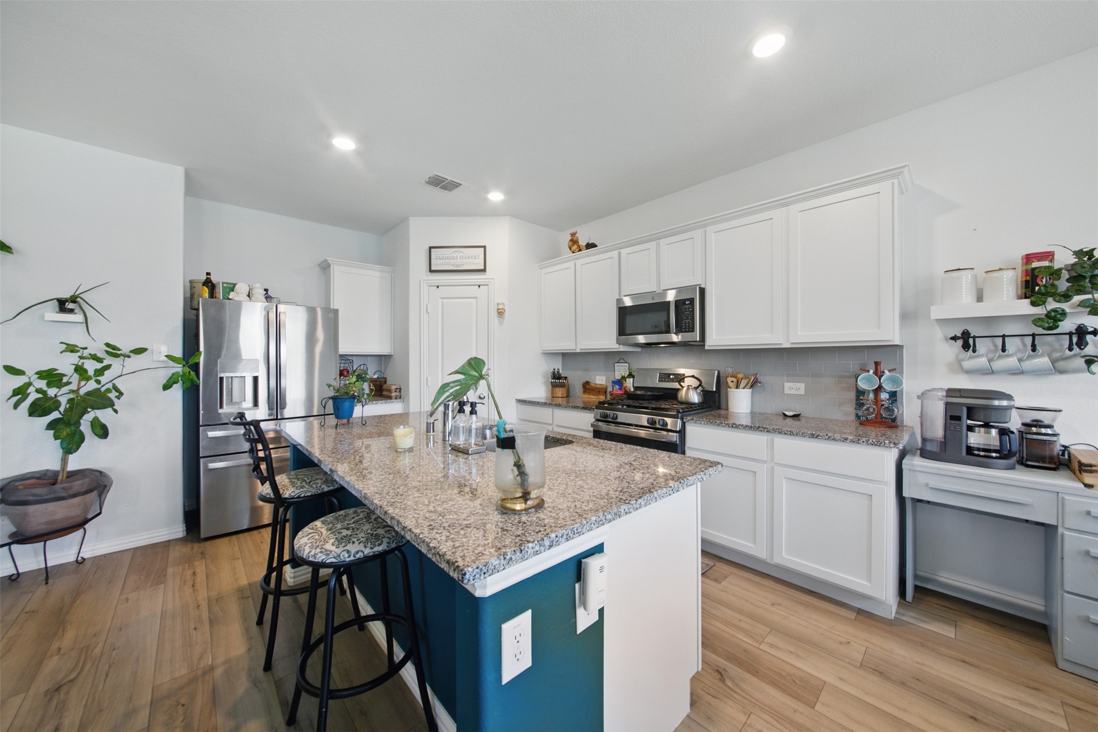 Property photo 01 of 14808 Hester Trail Fort, Worth, TX 76052 | MLS #21100898