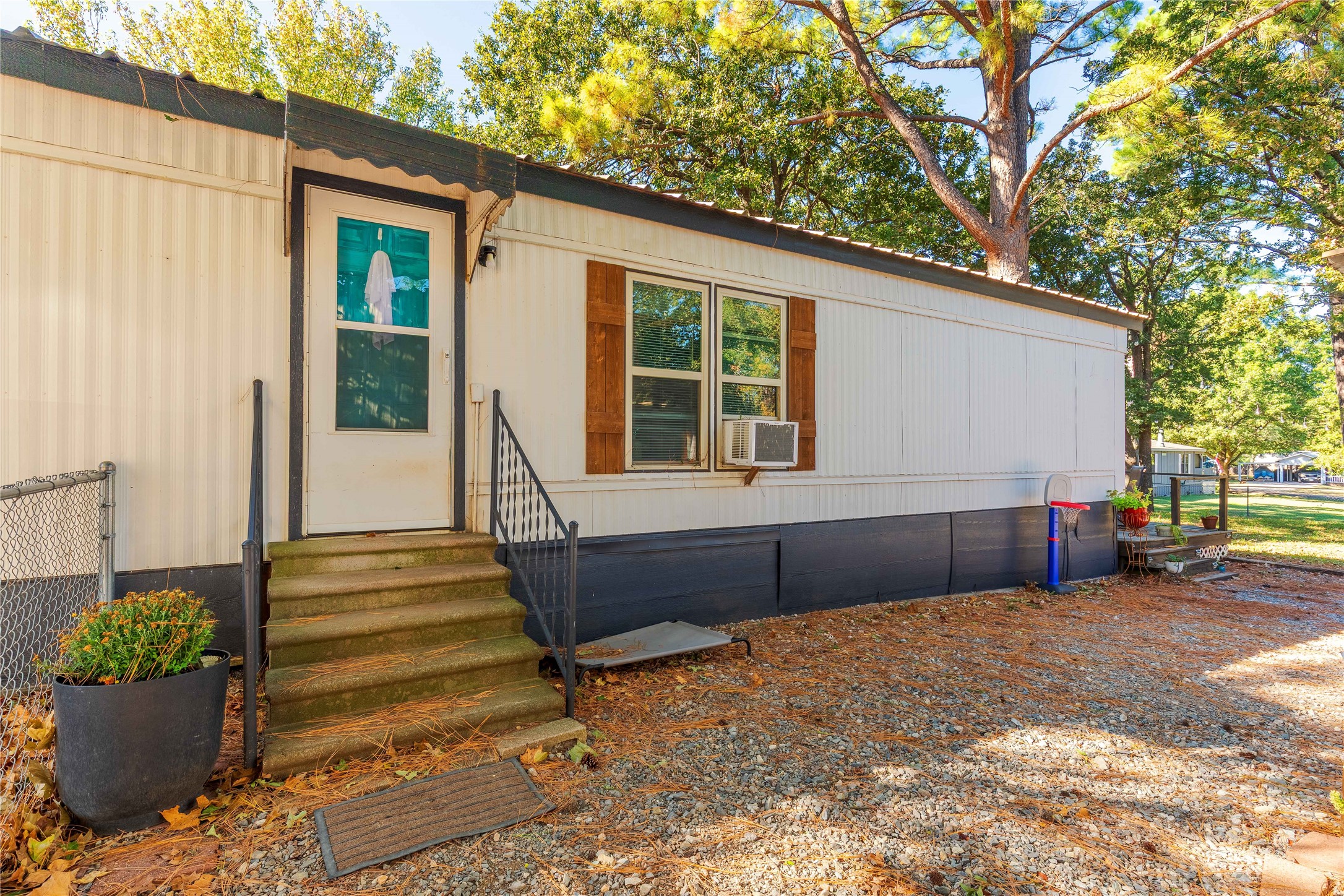 159 Oklahoma Avenue, Pottsboro, TX, 75076