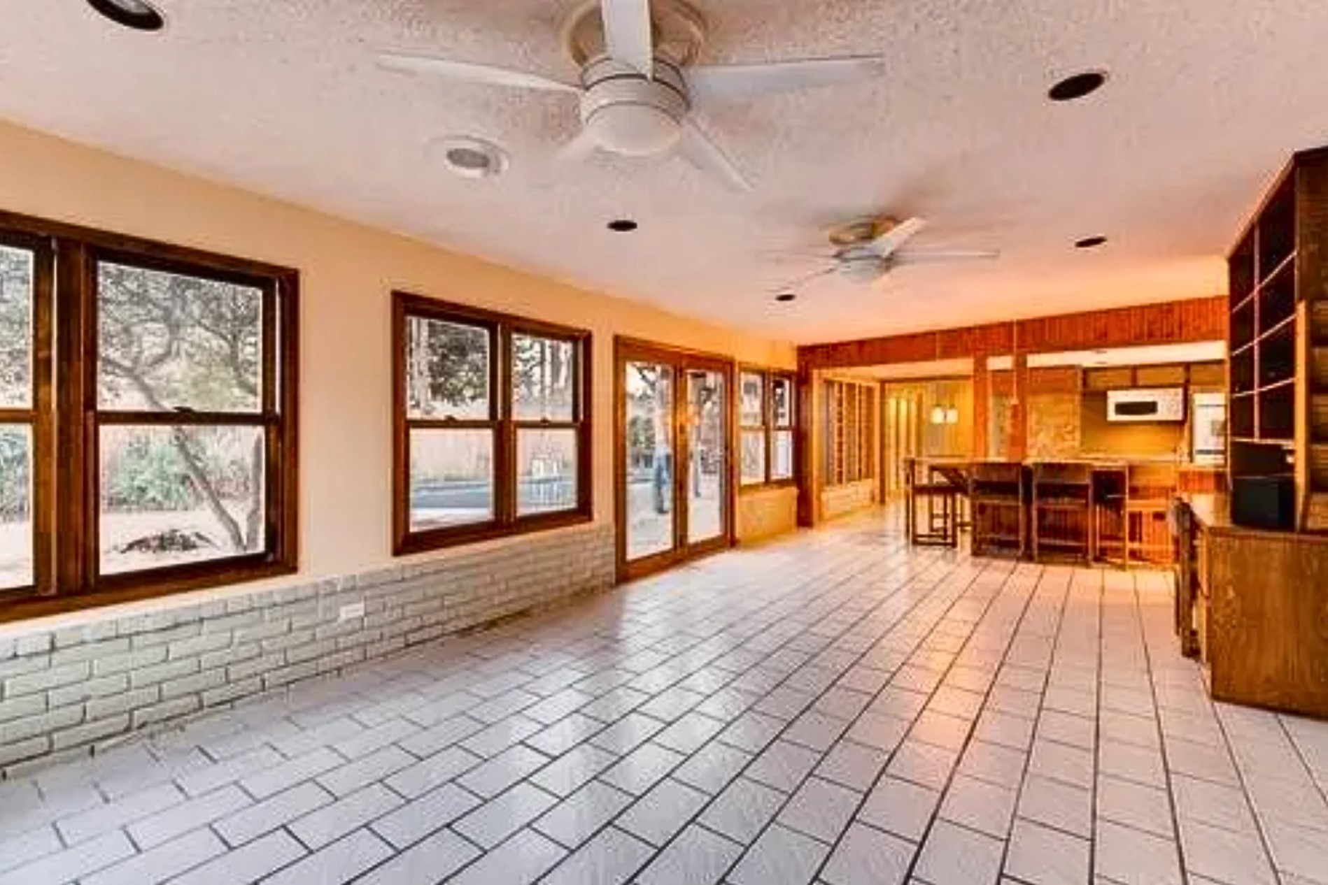 2706 S Surrey Drive, Carrollton, TX, 75006