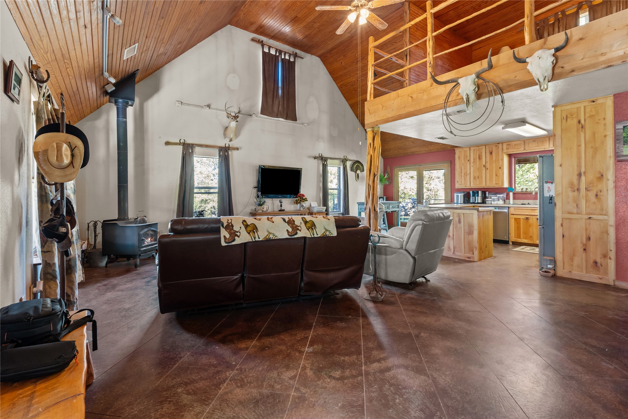 262 N Cheyenne Trail, Springtown, TX, 76082