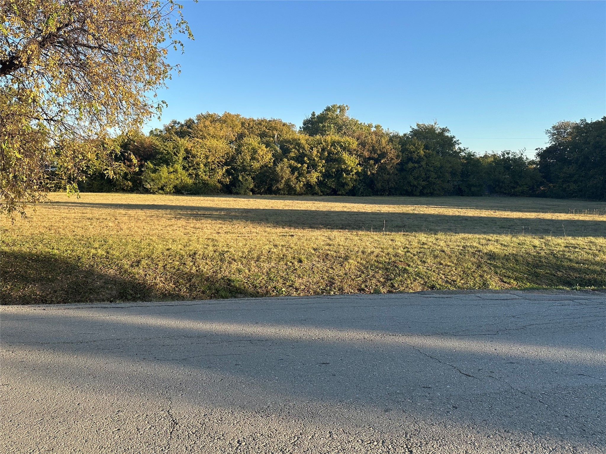 Property photo 01 of 5709 Wilbarger Street Fort, Worth, TX 76119 | MLS #21107536