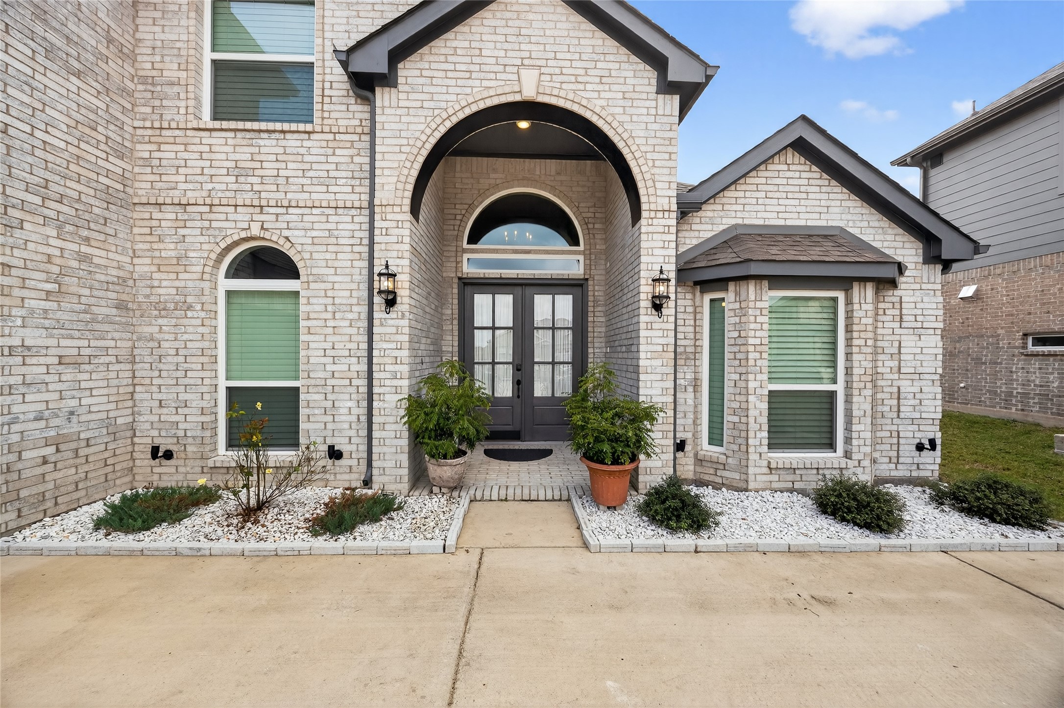 214 Tradd Street, Glenn Heights, TX, 75154