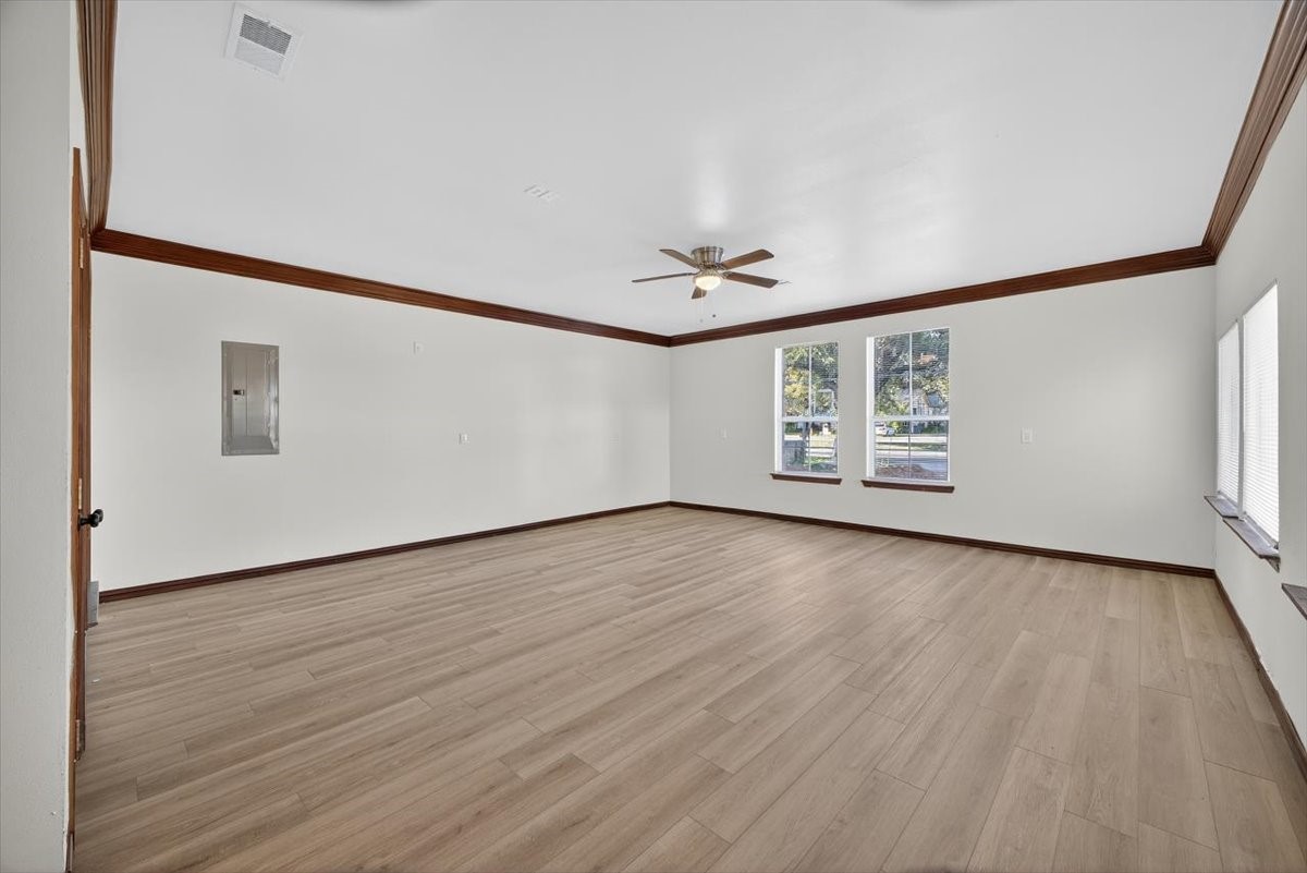 3532 W Jefferson Boulevard, Dallas, TX, 75211