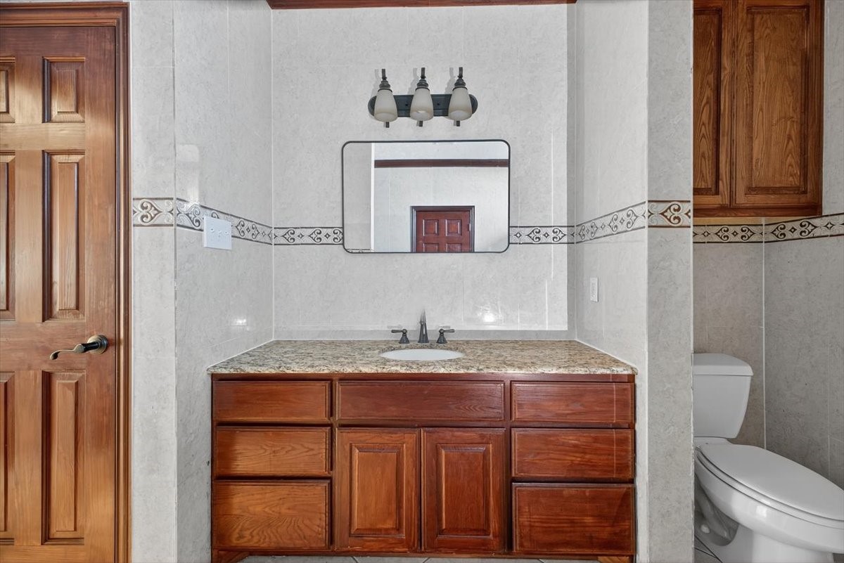 3532 W Jefferson Boulevard, Dallas, TX, 75211