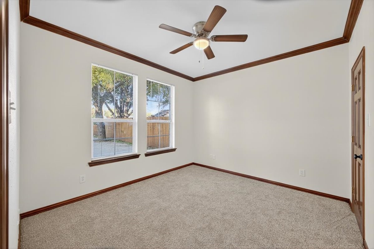 3532 W Jefferson Boulevard, Dallas, TX, 75211