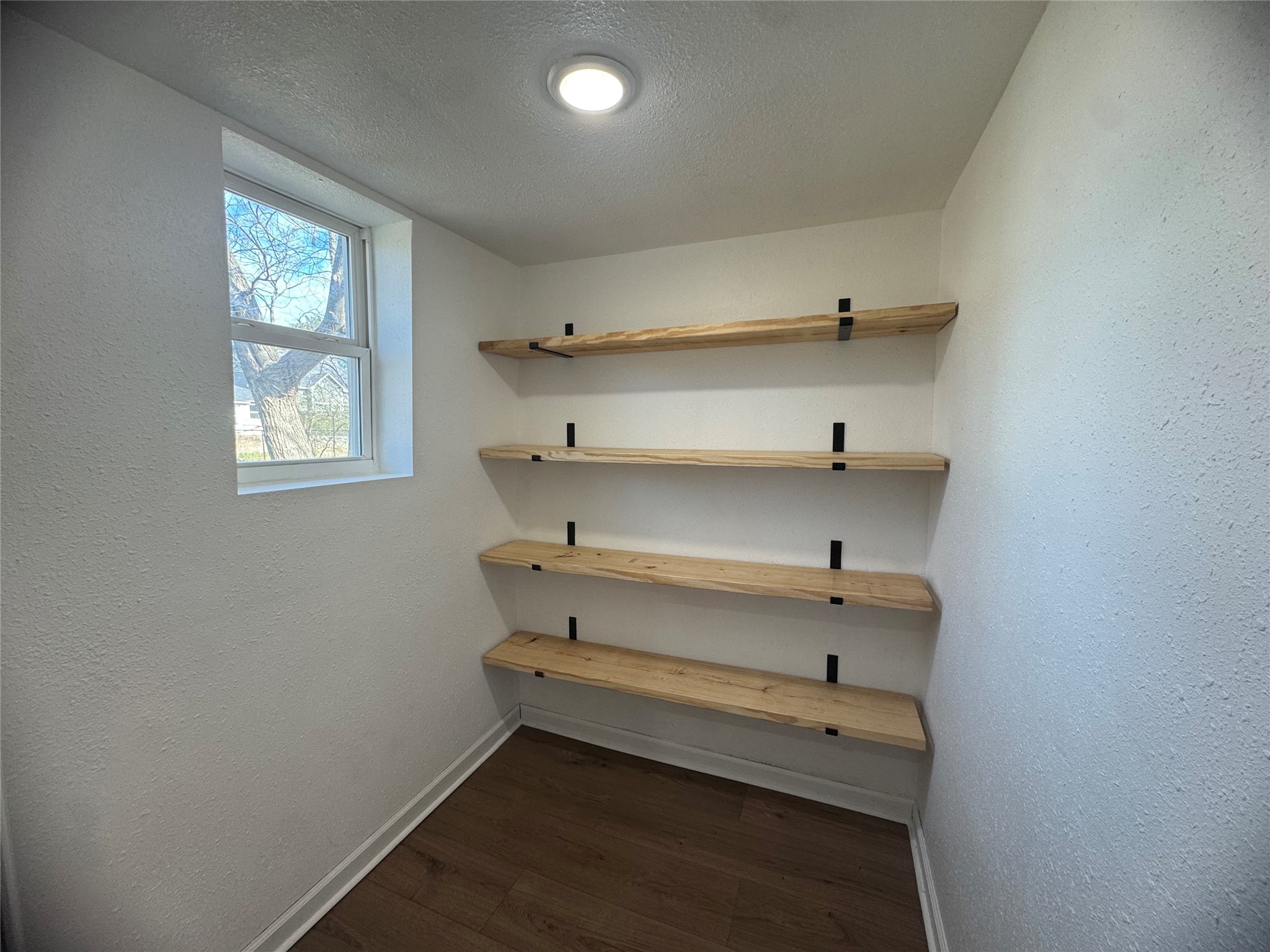 607 E Monterey Street, Denison, TX, 75021