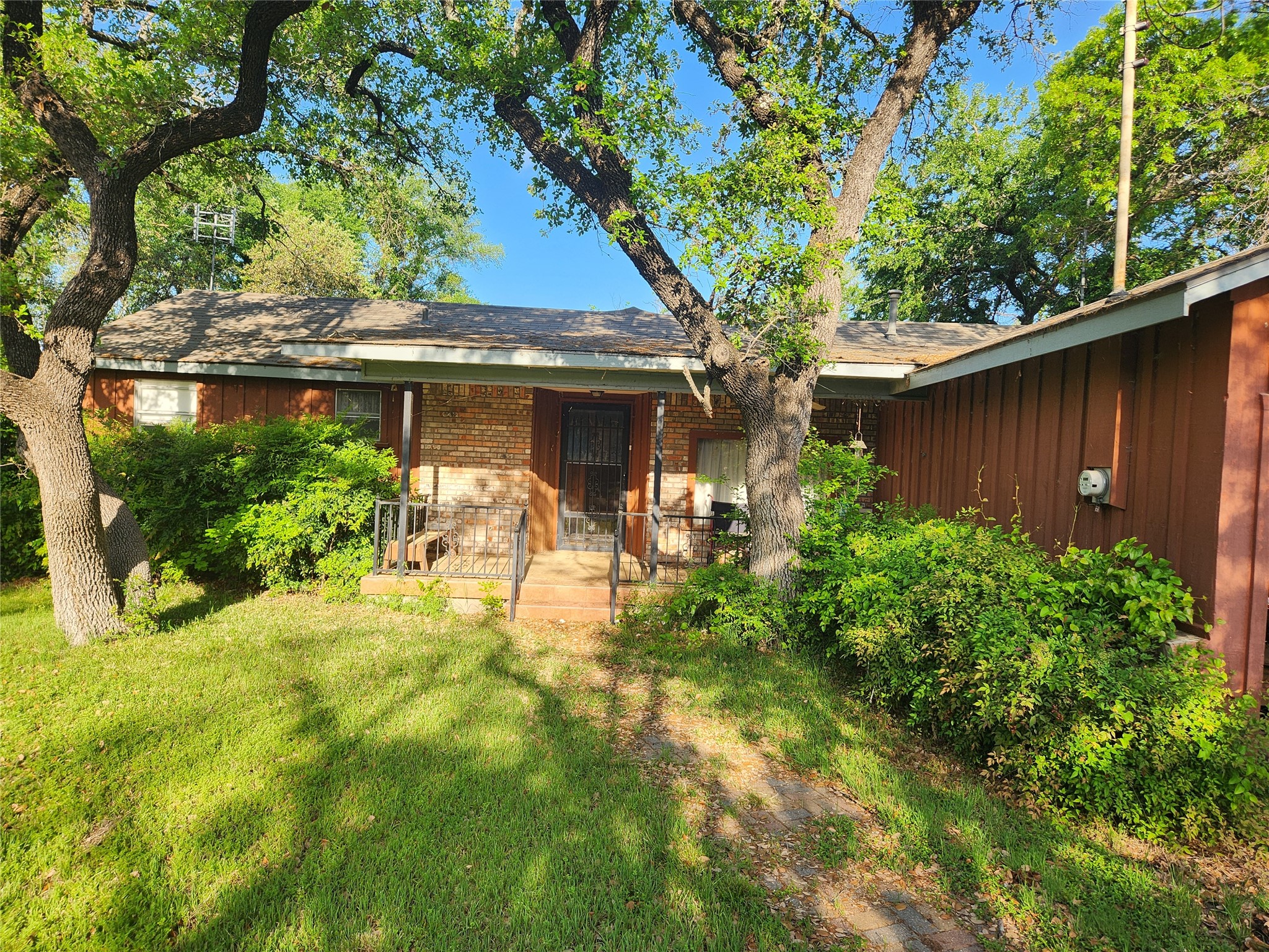 9349 Dickson Road, Fort Worth, TX, 76179