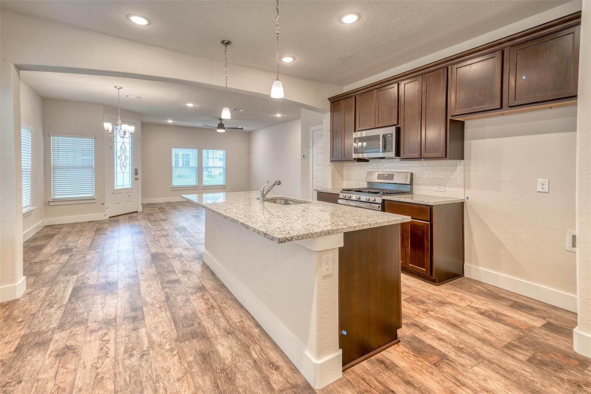 1401 Avocado Lane, Gainesville, TX, 76240