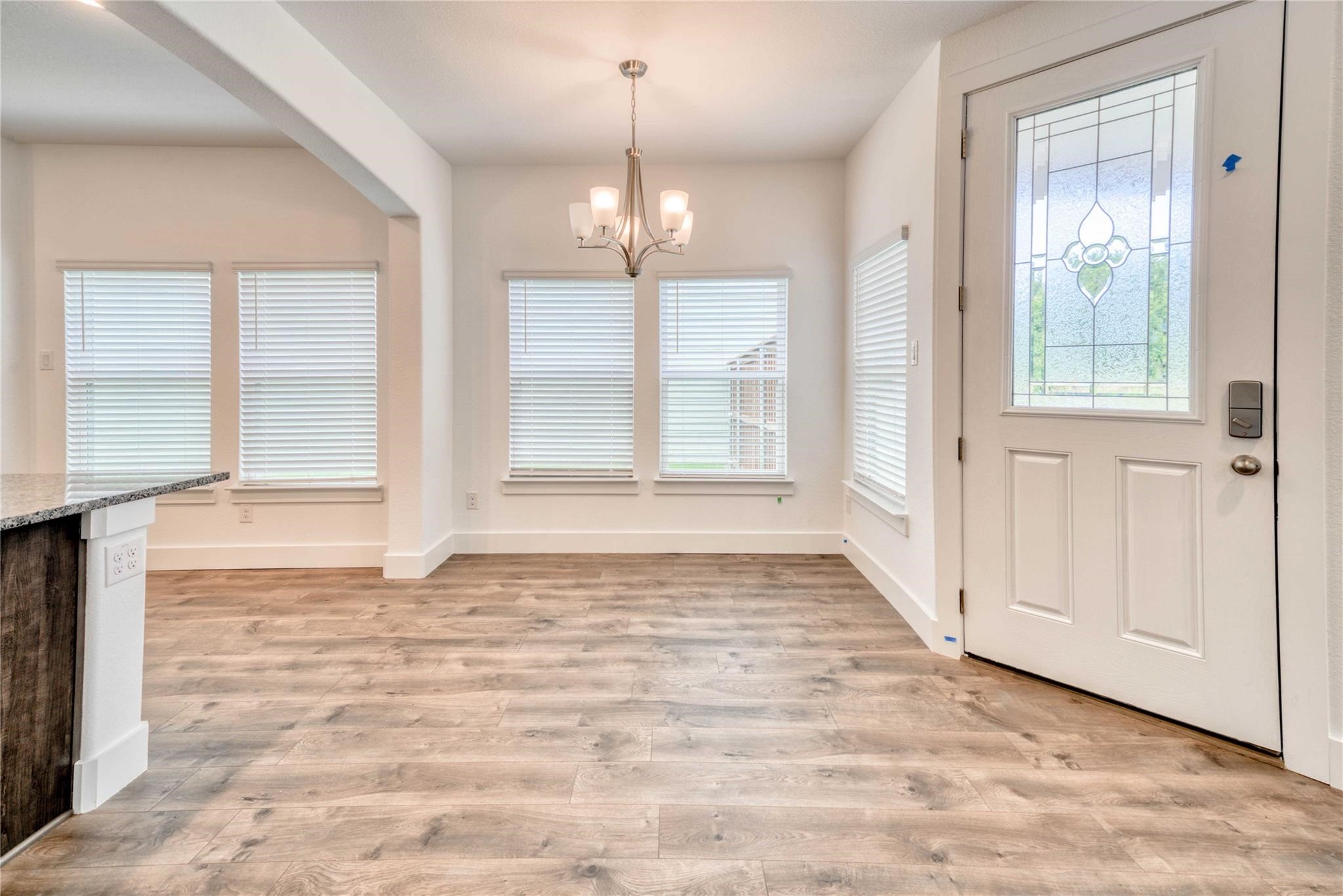 Property photo 03 of 1405 Avocado Lane, Gainesville, TX 76240 | MLS #21113569