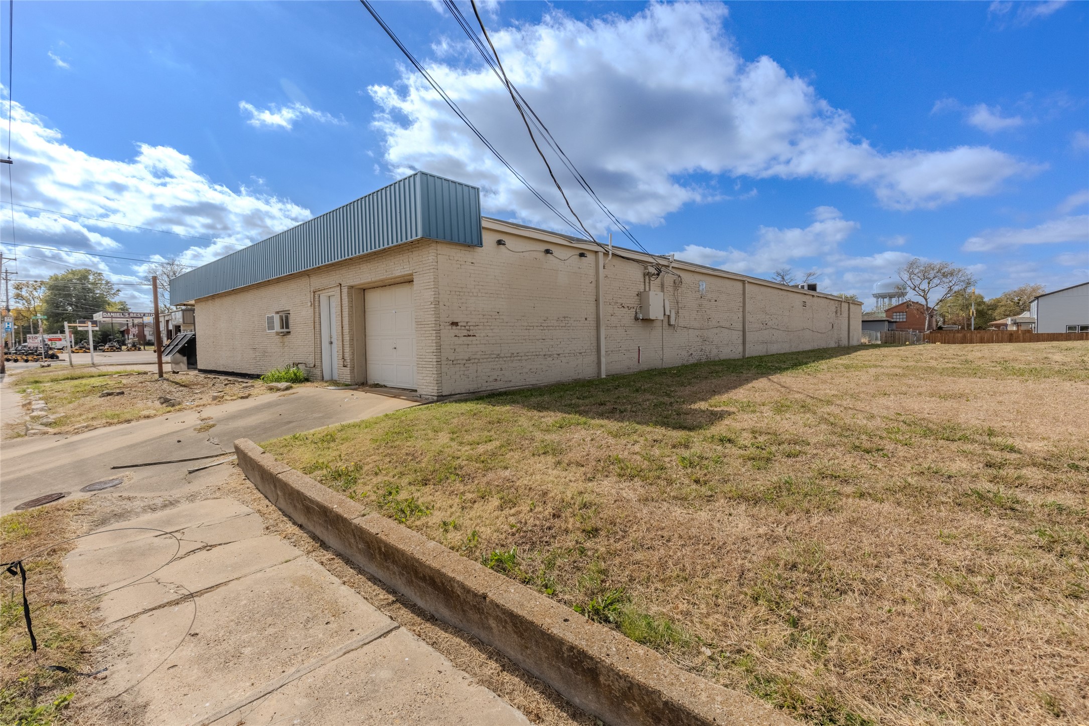 Property photo 04 of MLS #21113905 | MLS #21113905
