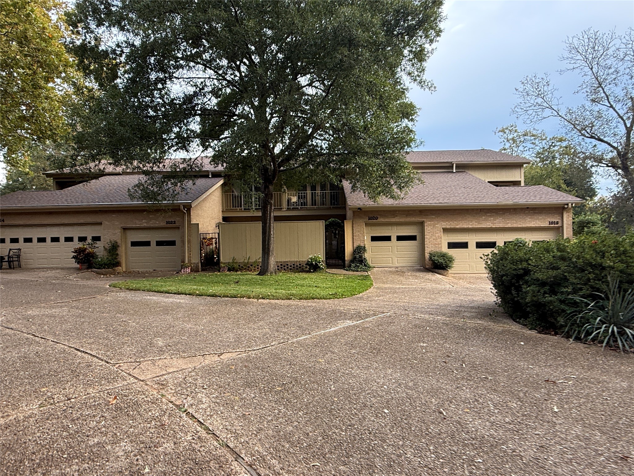 Property photo 01 of 1022 Troup Highway, Tyler, TX 75701 | MLS #21114816
