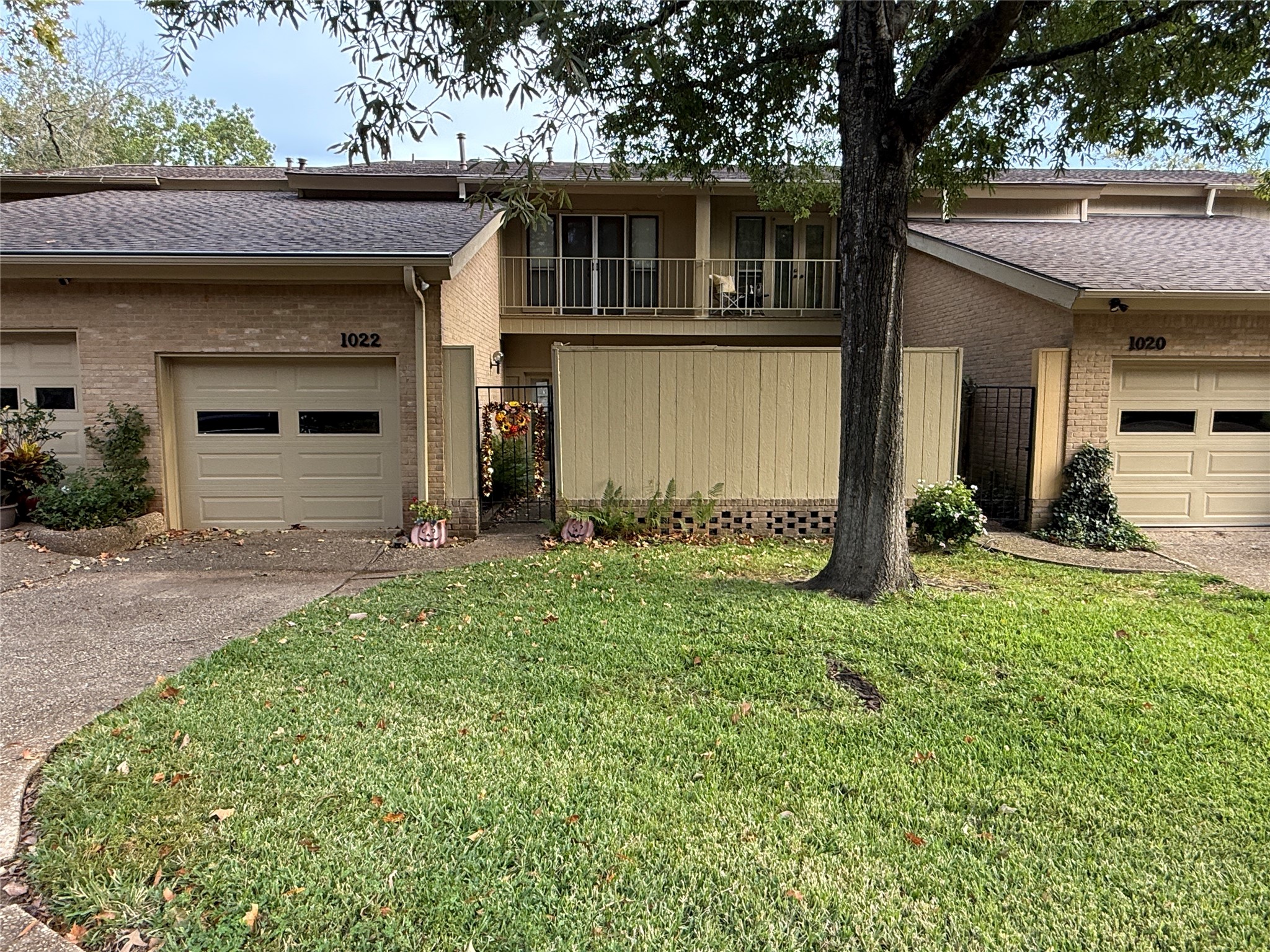 Property photo 02 of 1022 Troup Highway, Tyler, TX 75701 | MLS #21114816