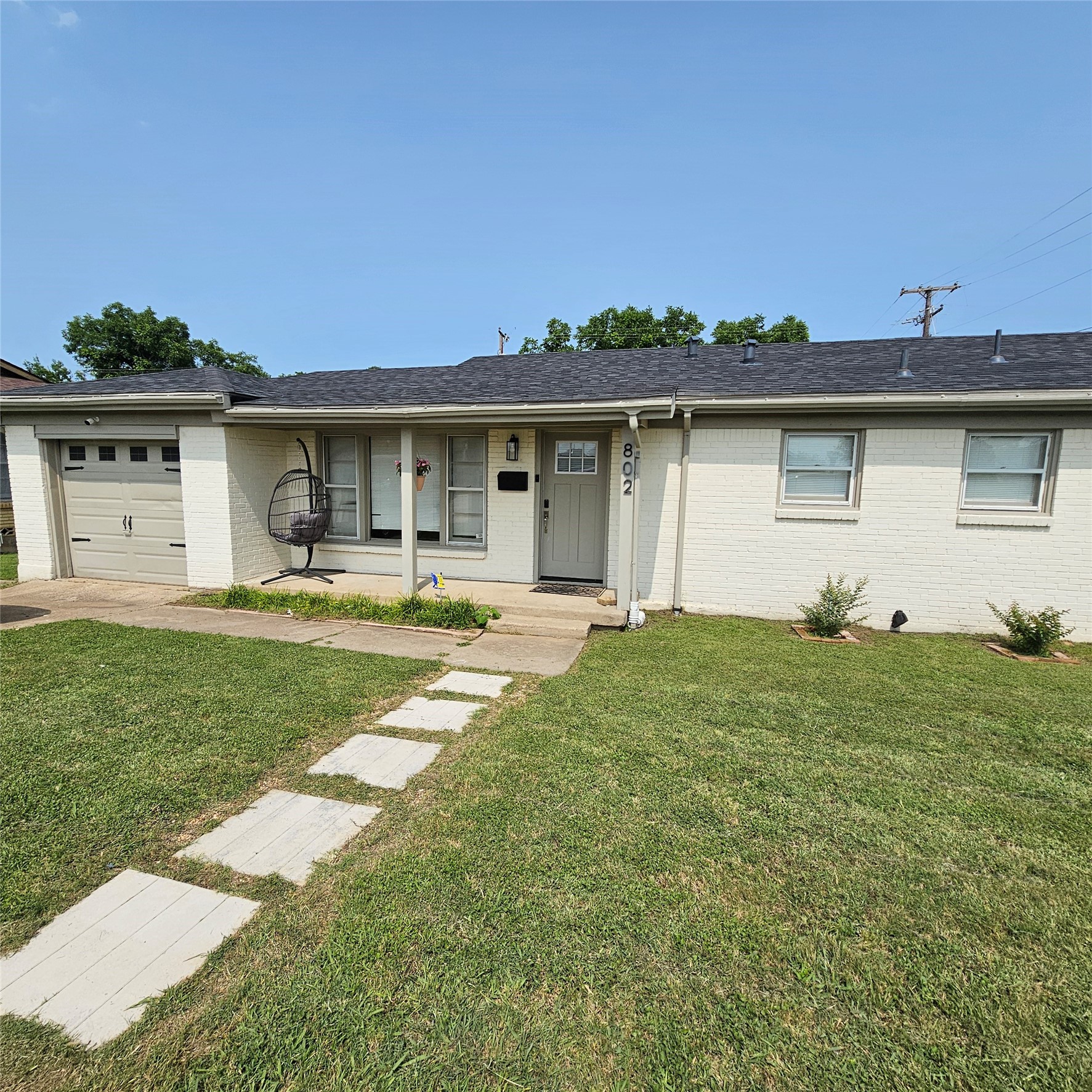 802 Brown Trail, Bedford, TX, 76022