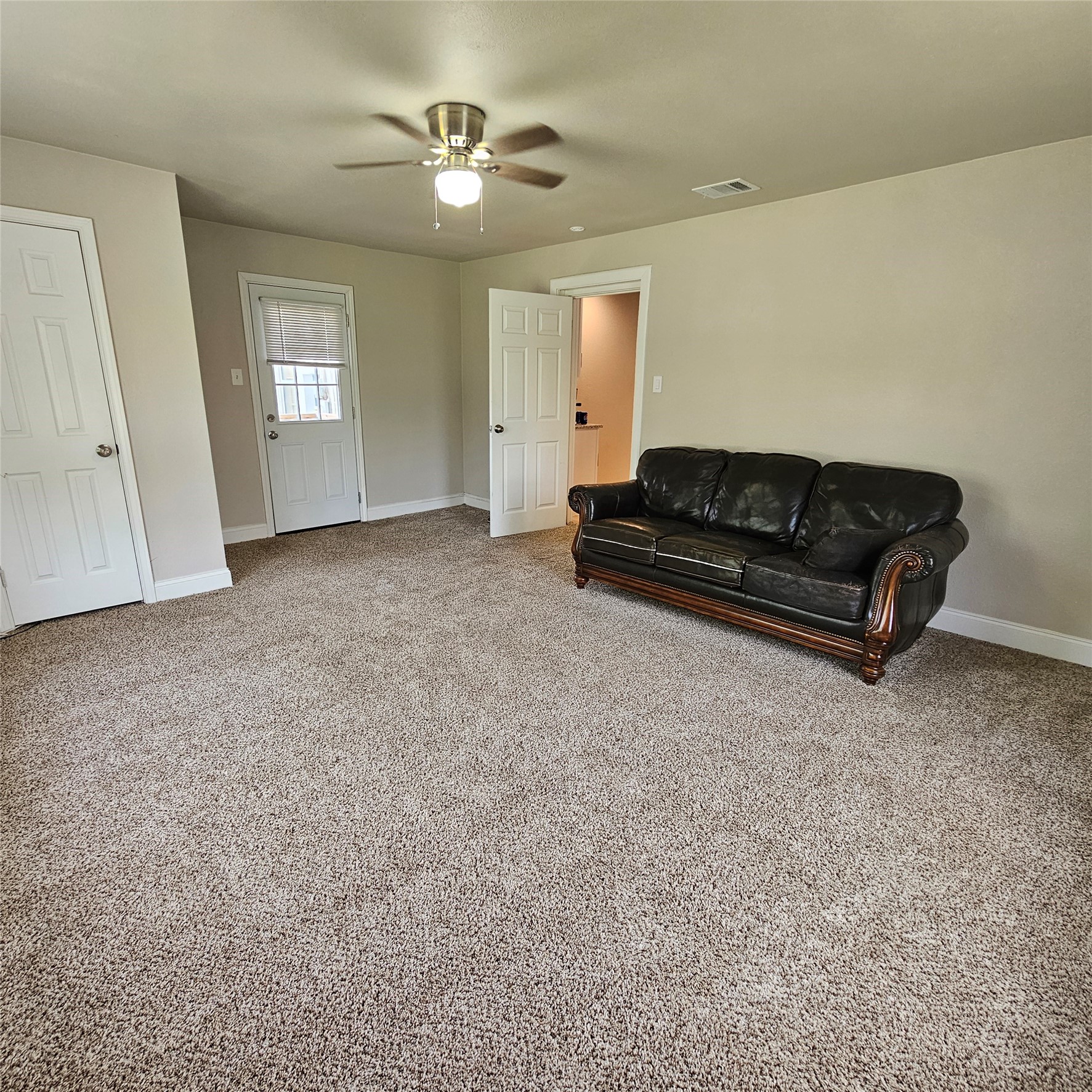 802 Brown Trail, Bedford, TX, 76022