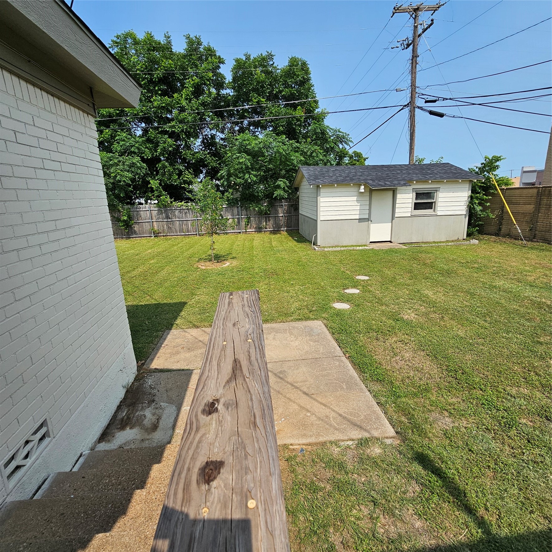 802 Brown Trail, Bedford, TX, 76022