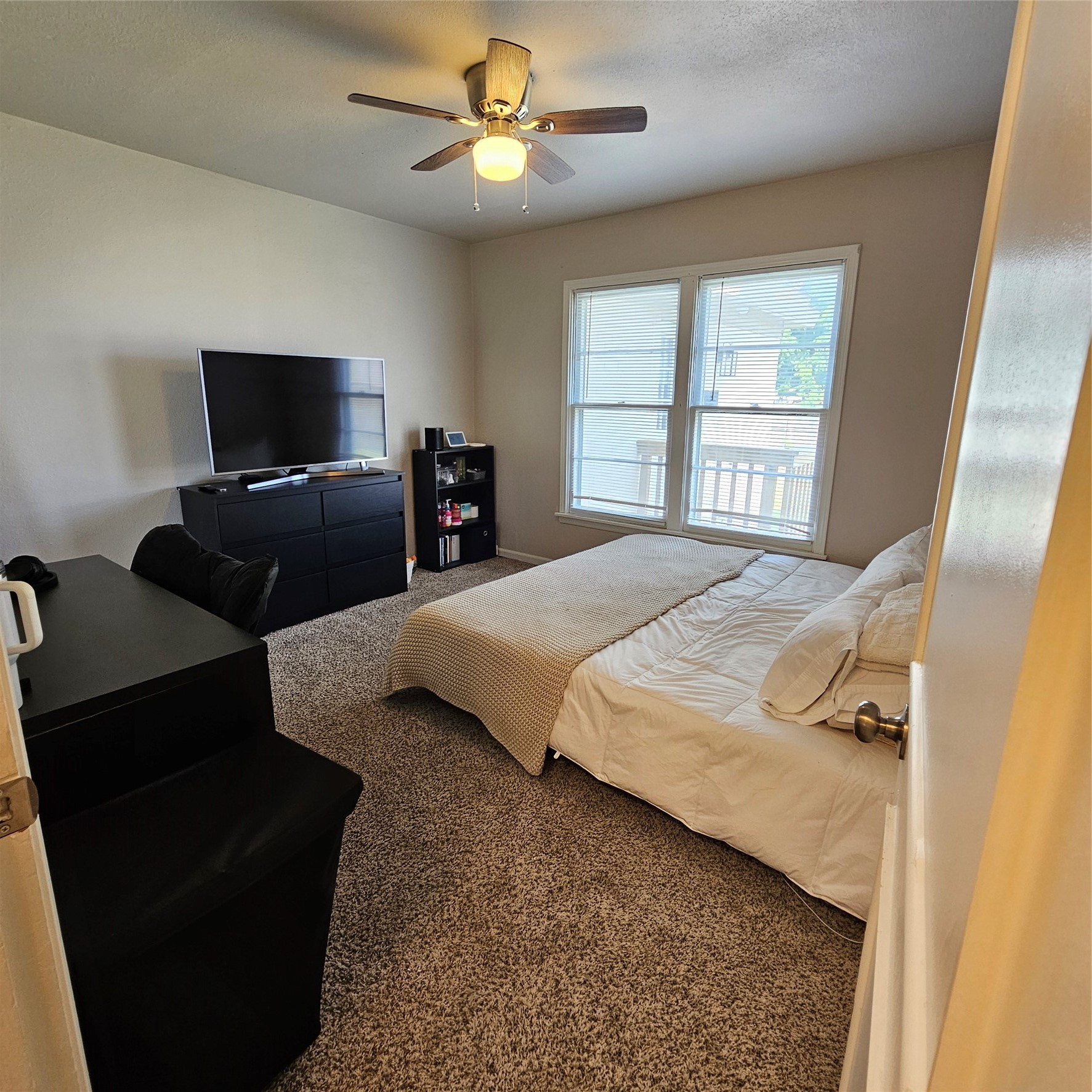 802 Brown Trail, Bedford, TX, 76022