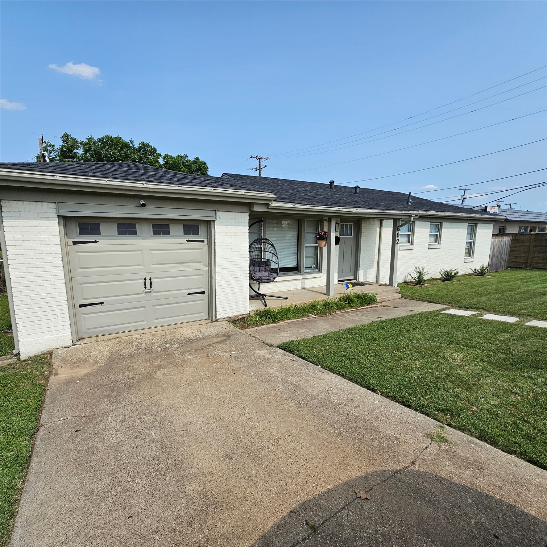 802 Brown Trail, Bedford, TX, 76022