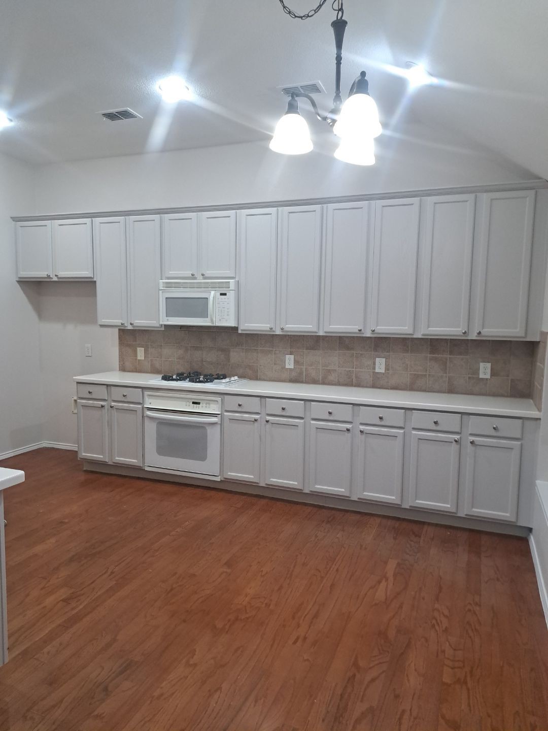 Property photo 03 of 1699 Garrison Drive, Frisco, TX 75033 | MLS #21115483
