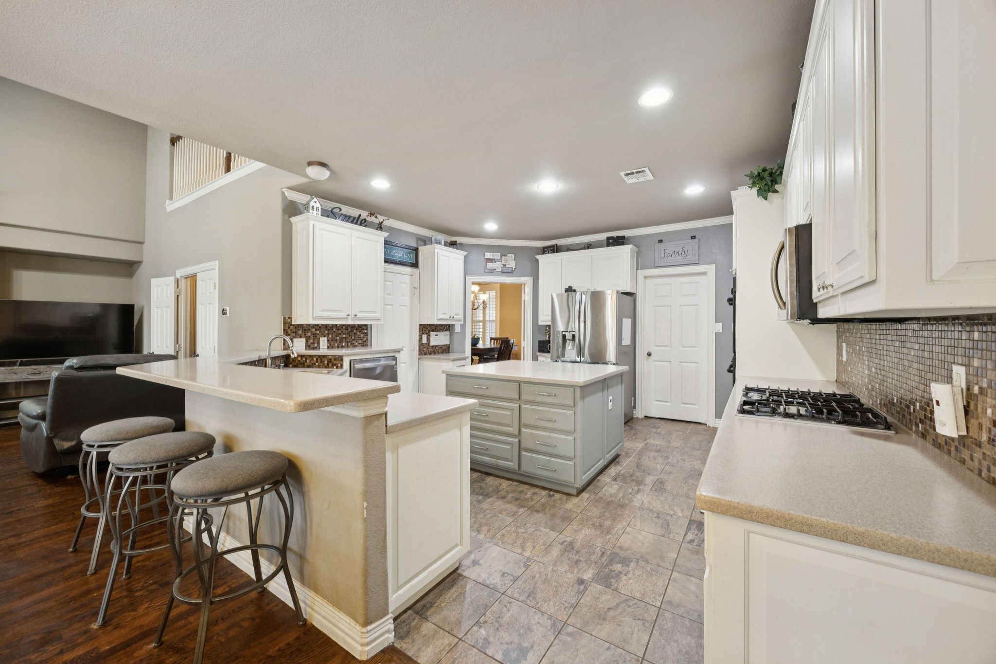 6328 Creek Bluff Court, Sachse, TX, 75048