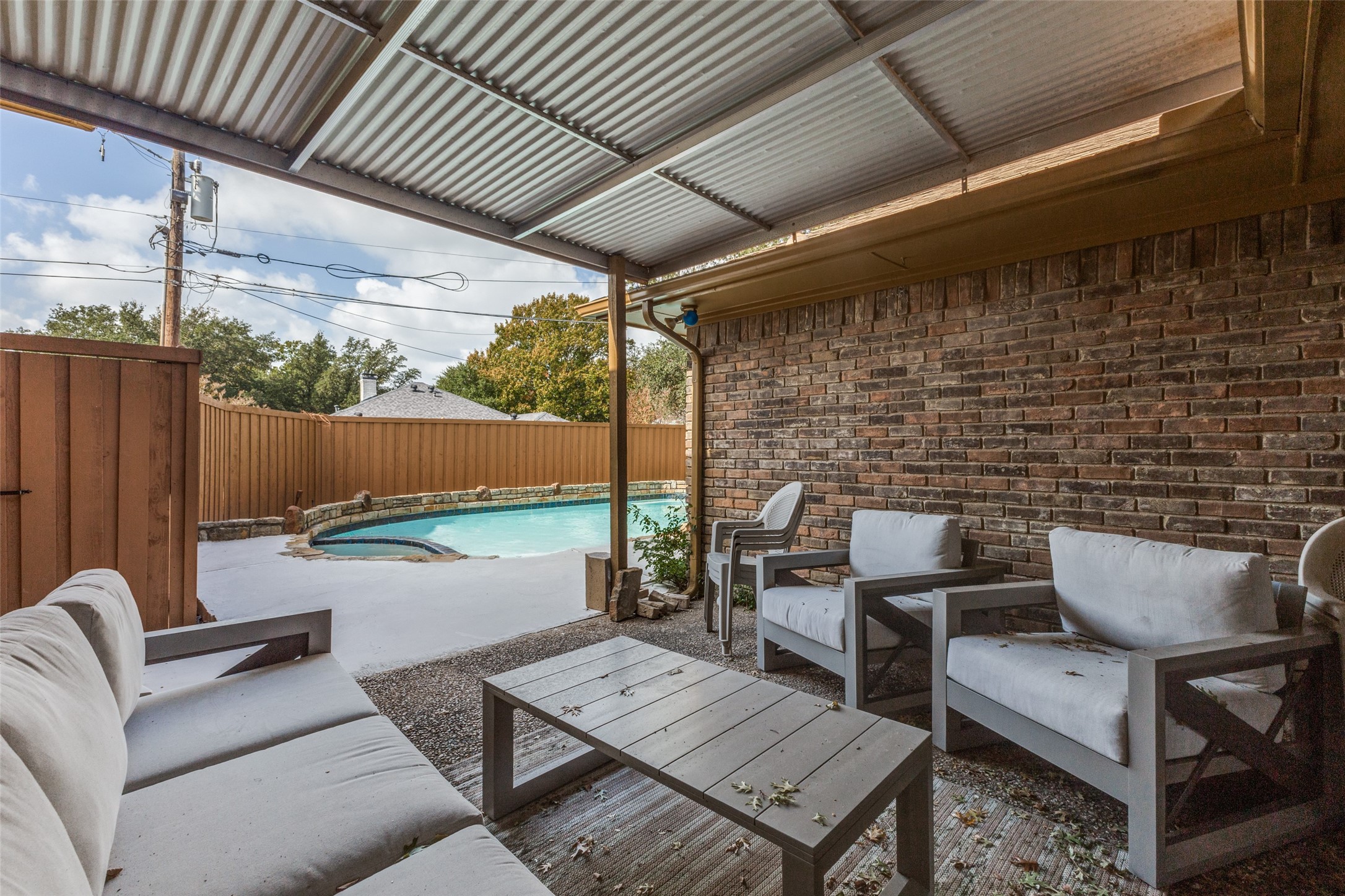 8517 Clover Meadow Drive, Dallas, TX, 75243