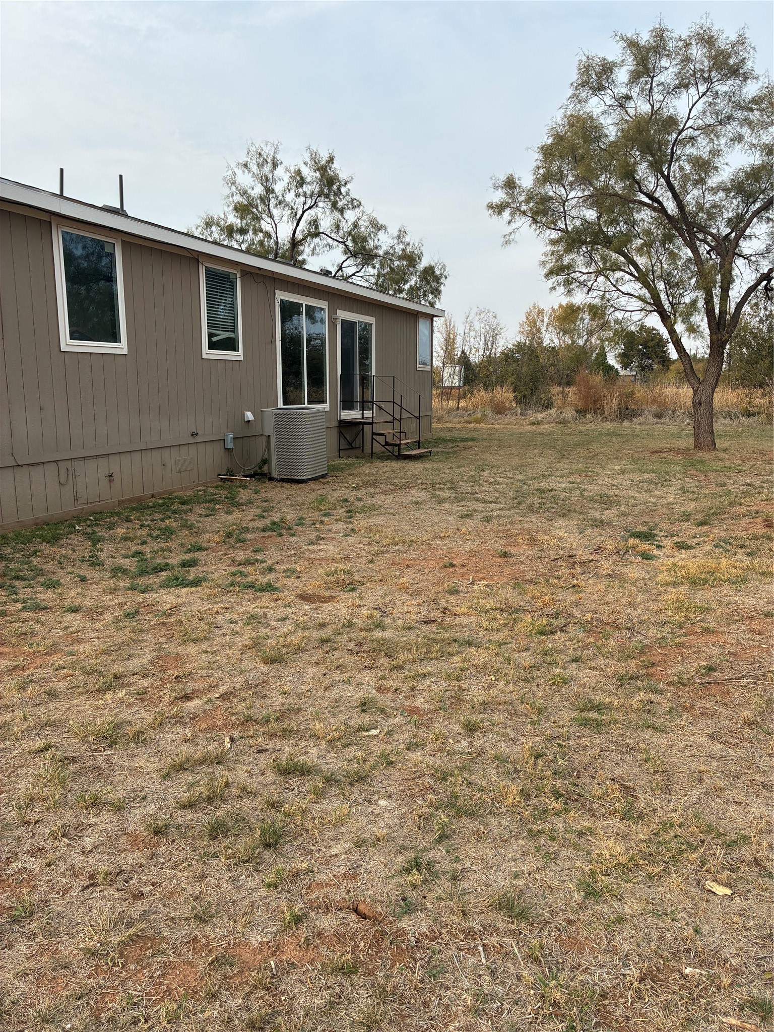 Property photo 04 of 117 S Cedar Street, Trent, TX 79561 | MLS #21116499