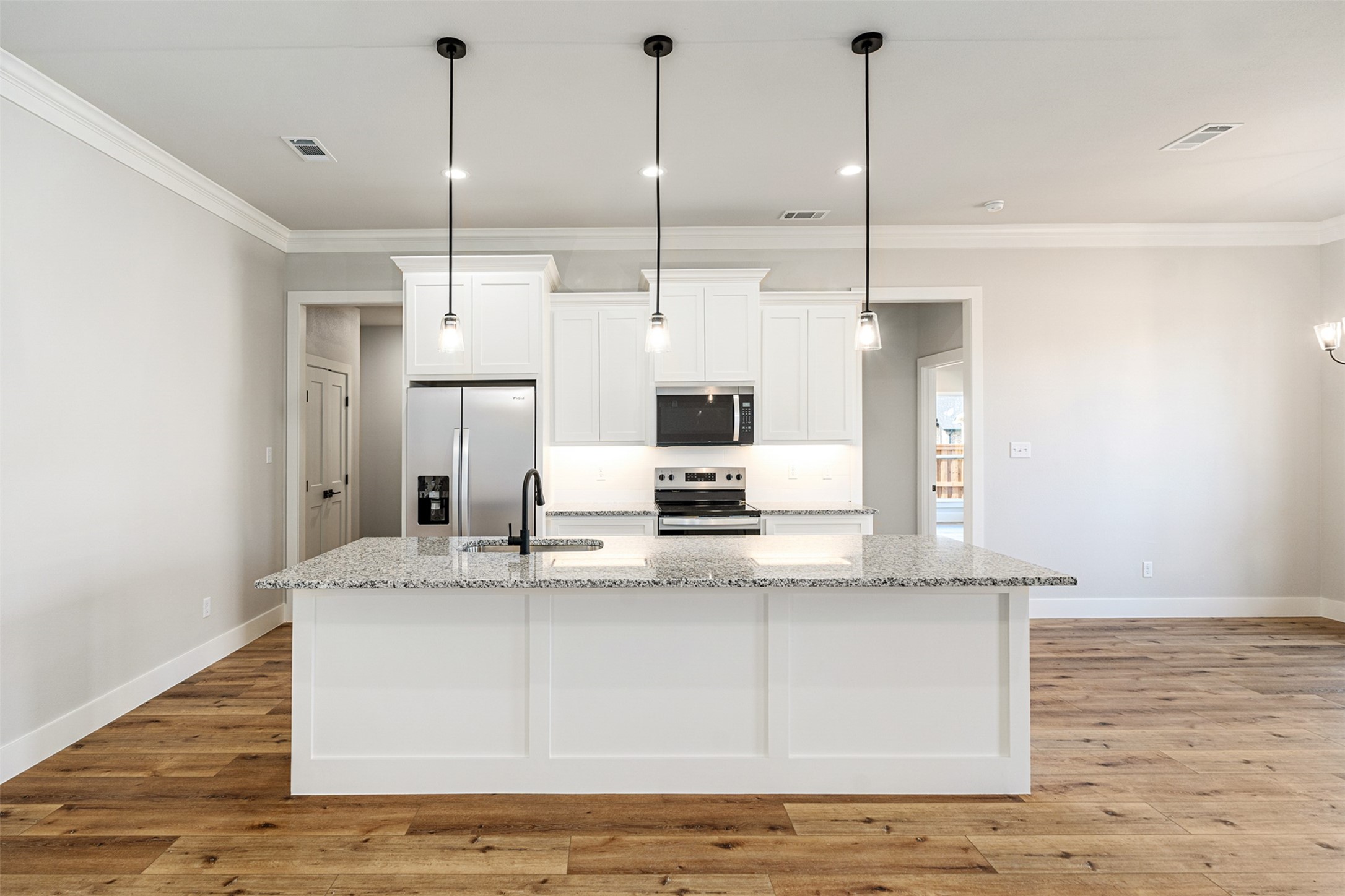 502 Limestone Circle, Mabank, TX, 75147