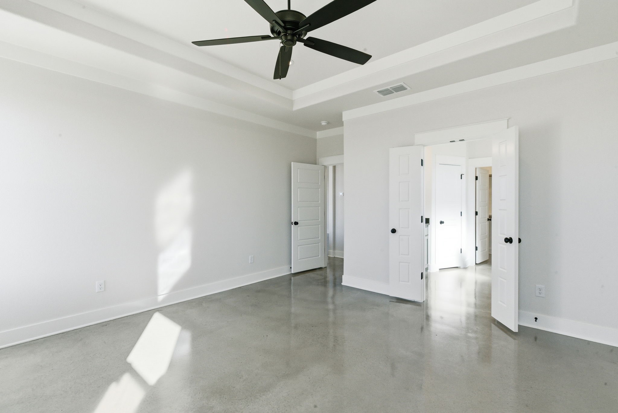 1001 Paramount Drive, Cresson, TX, 76035