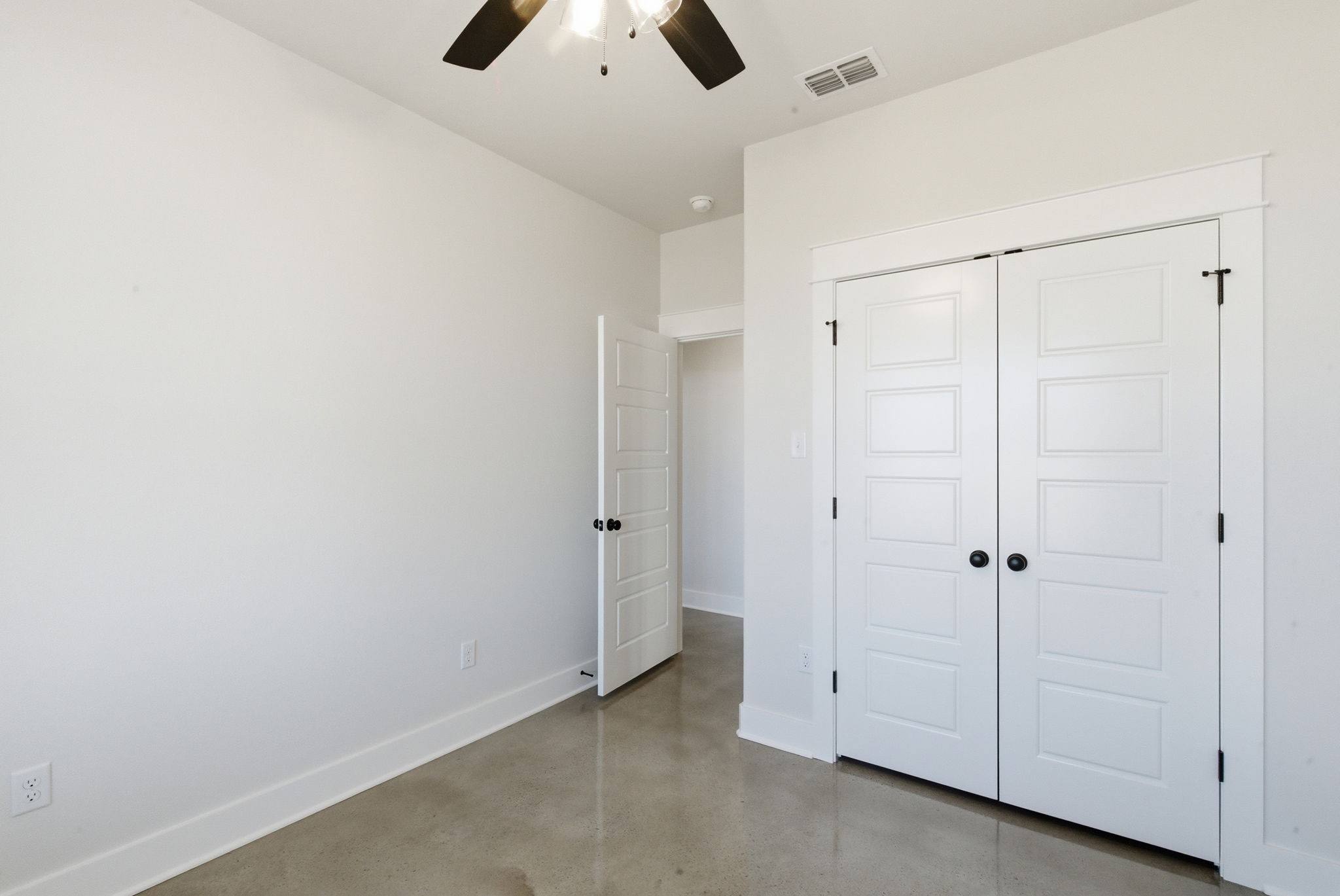 1001 Paramount Drive, Cresson, TX, 76035