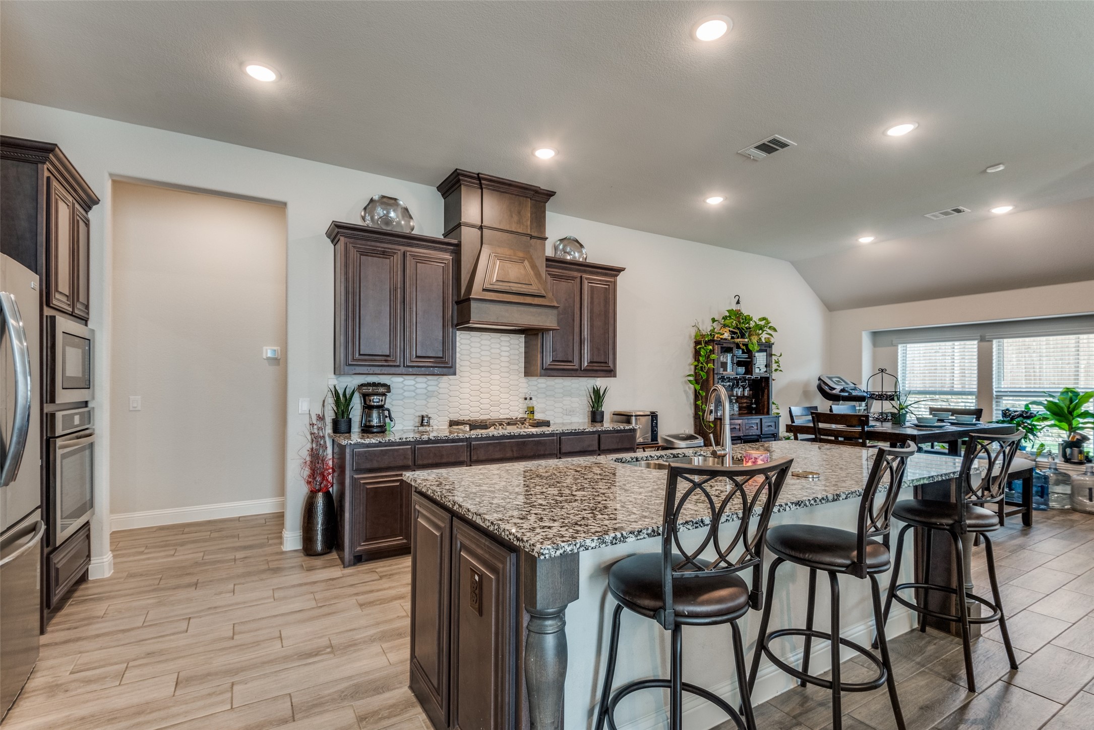 1003 Creekhaven Lane, Mansfield, TX, 76063