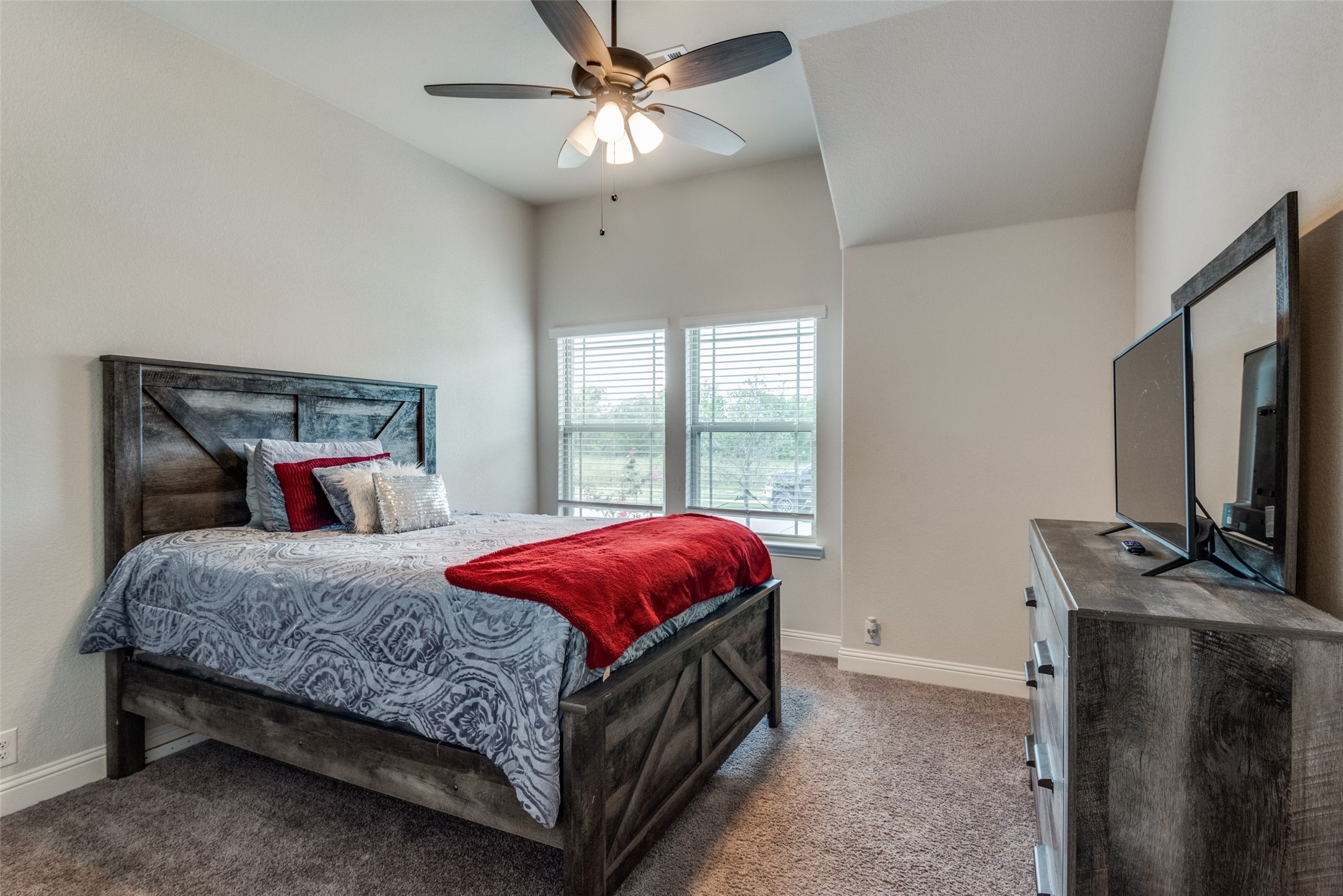 1003 Creekhaven Lane, Mansfield, TX, 76063